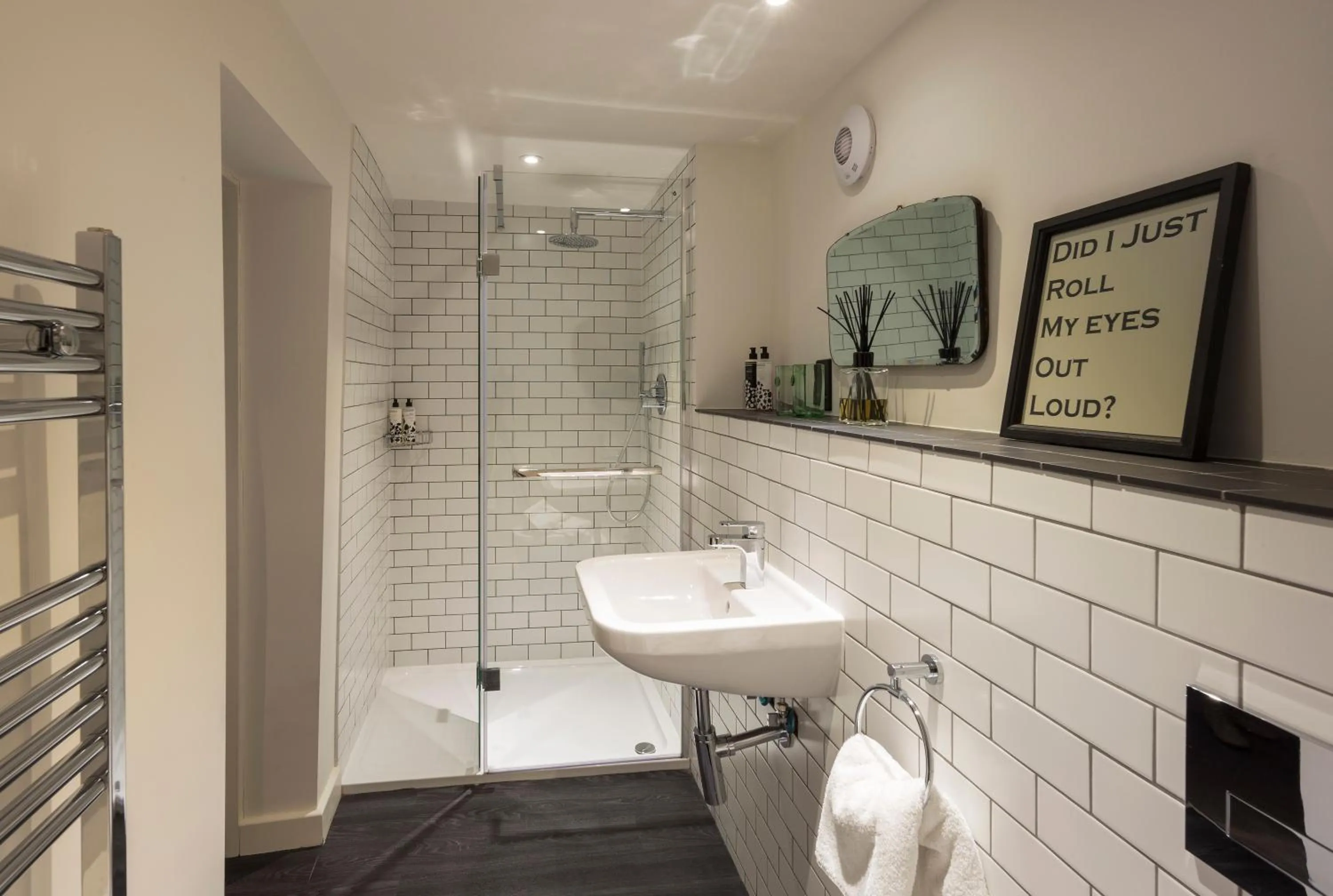 Bathroom in Judges Court