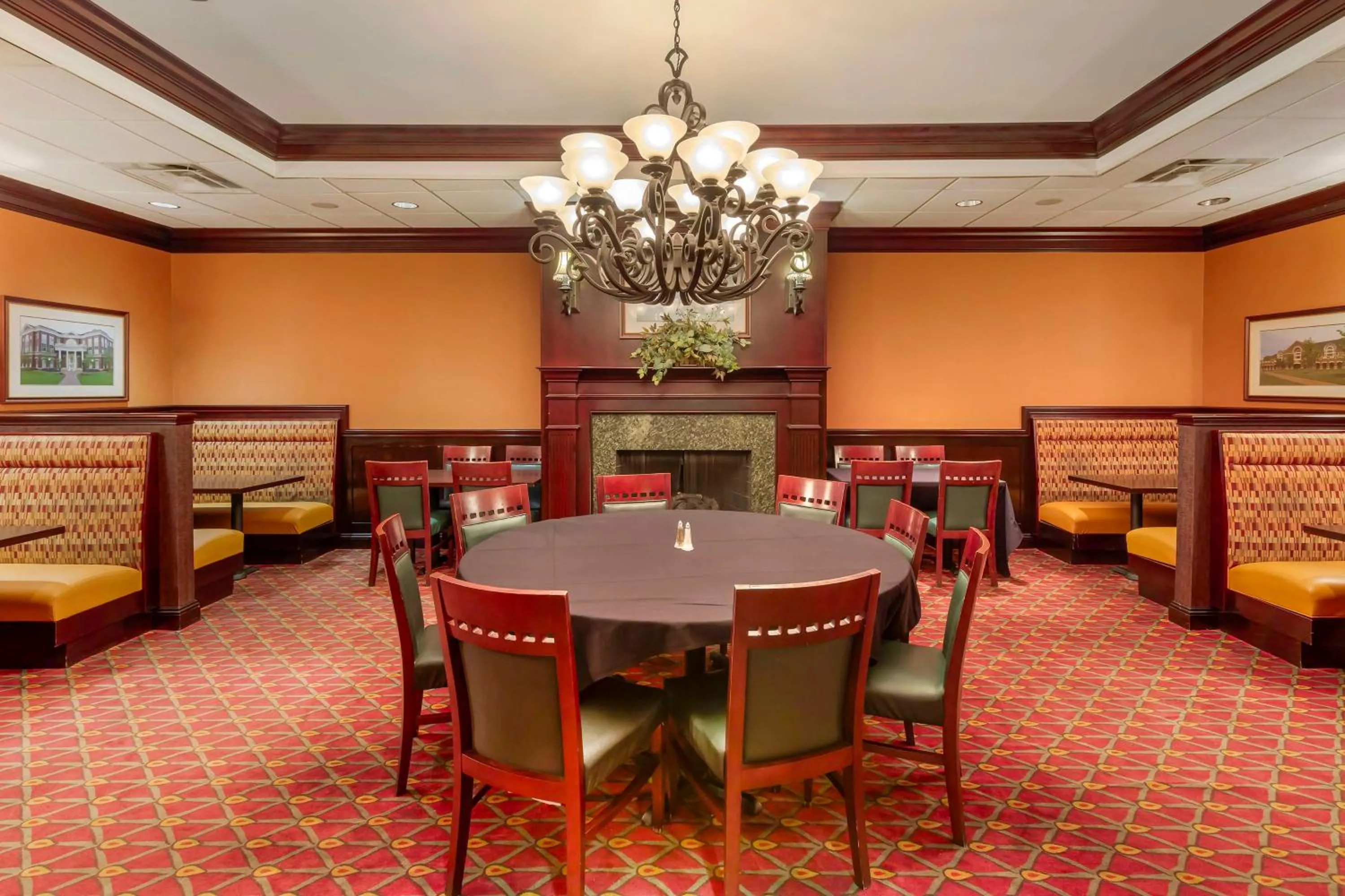 Restaurant/places to eat in Best Western Plus Burlington