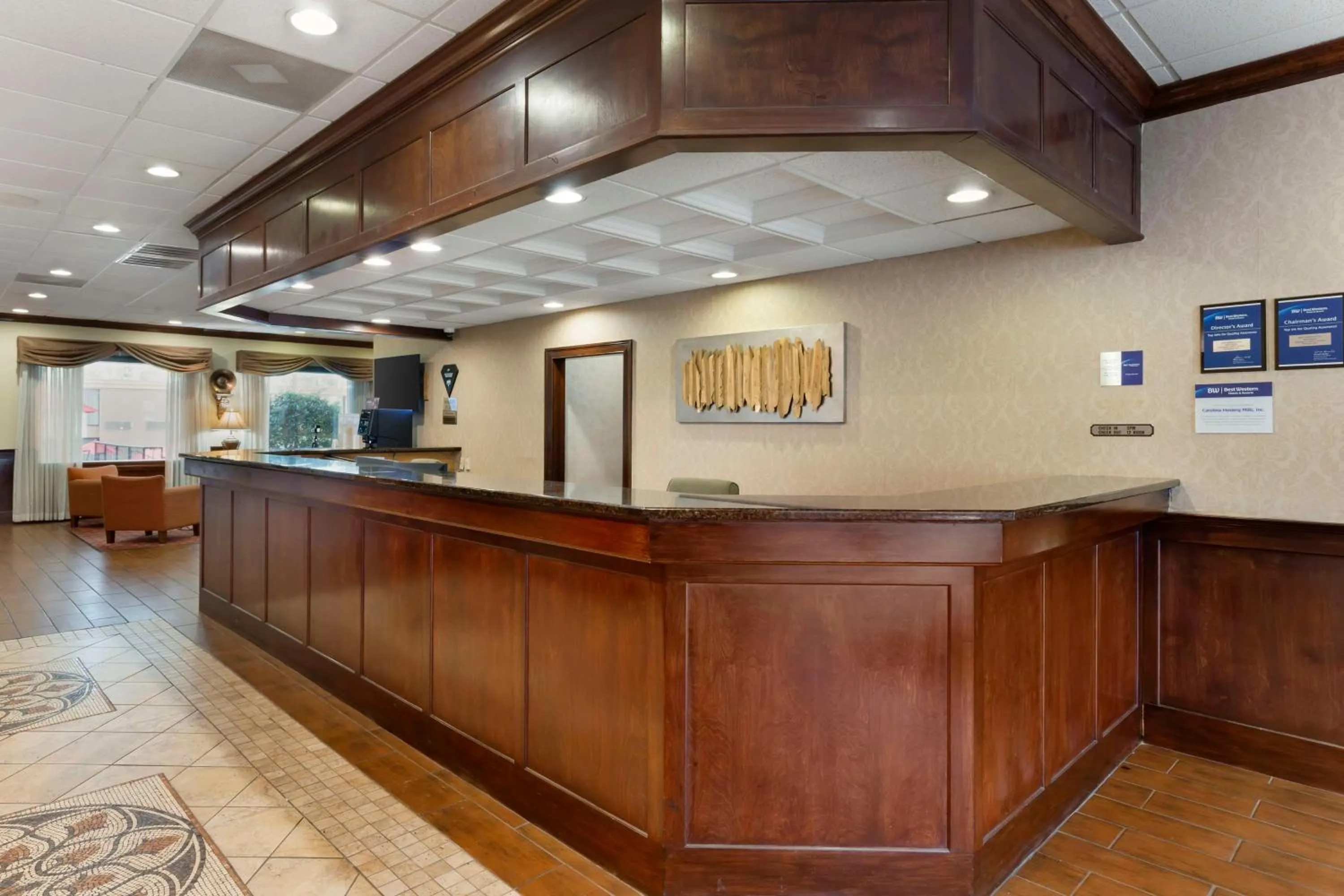 Lobby or reception in Best Western Plus Burlington