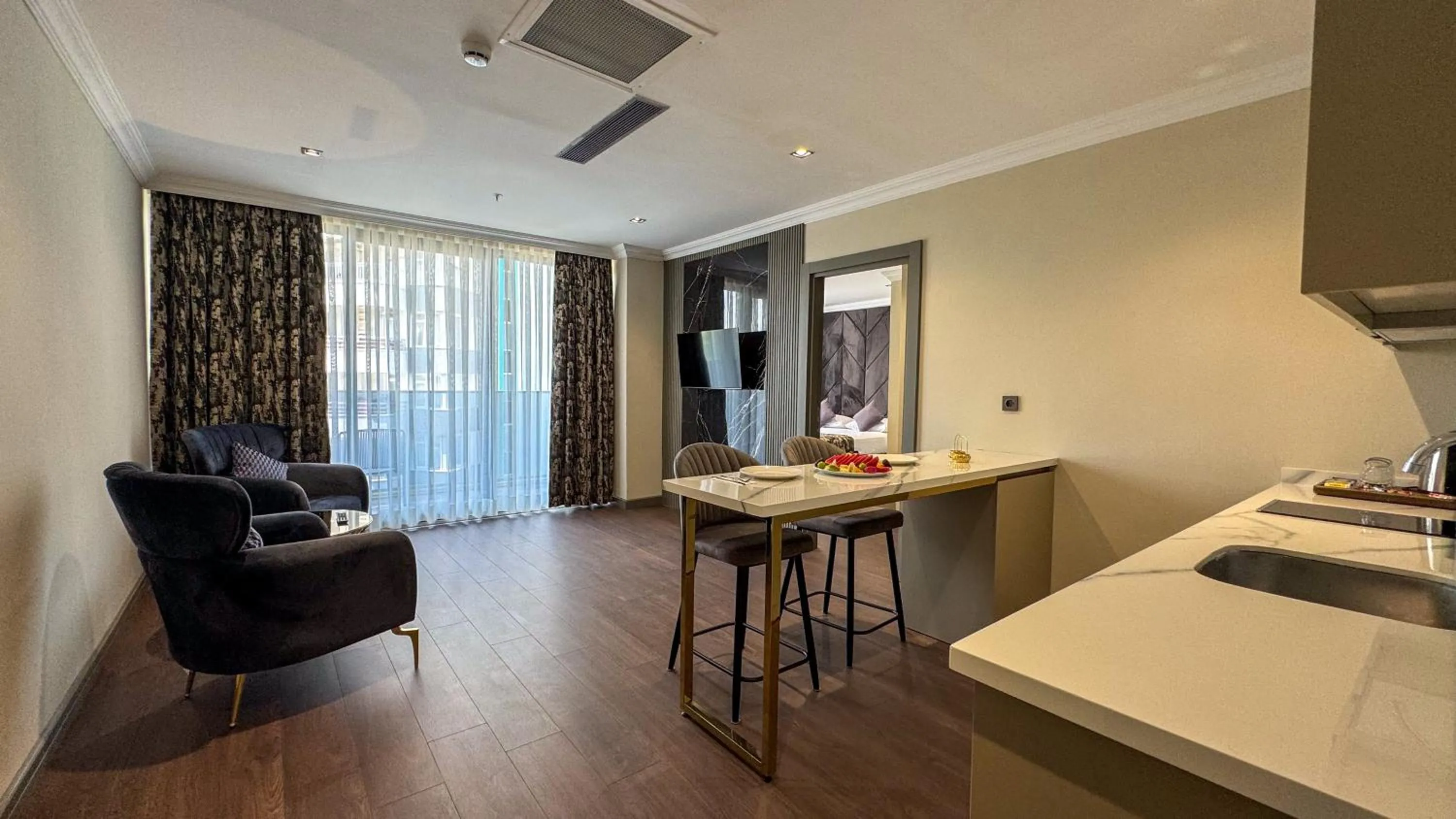 TV and multimedia in Alice Hotel Antalya