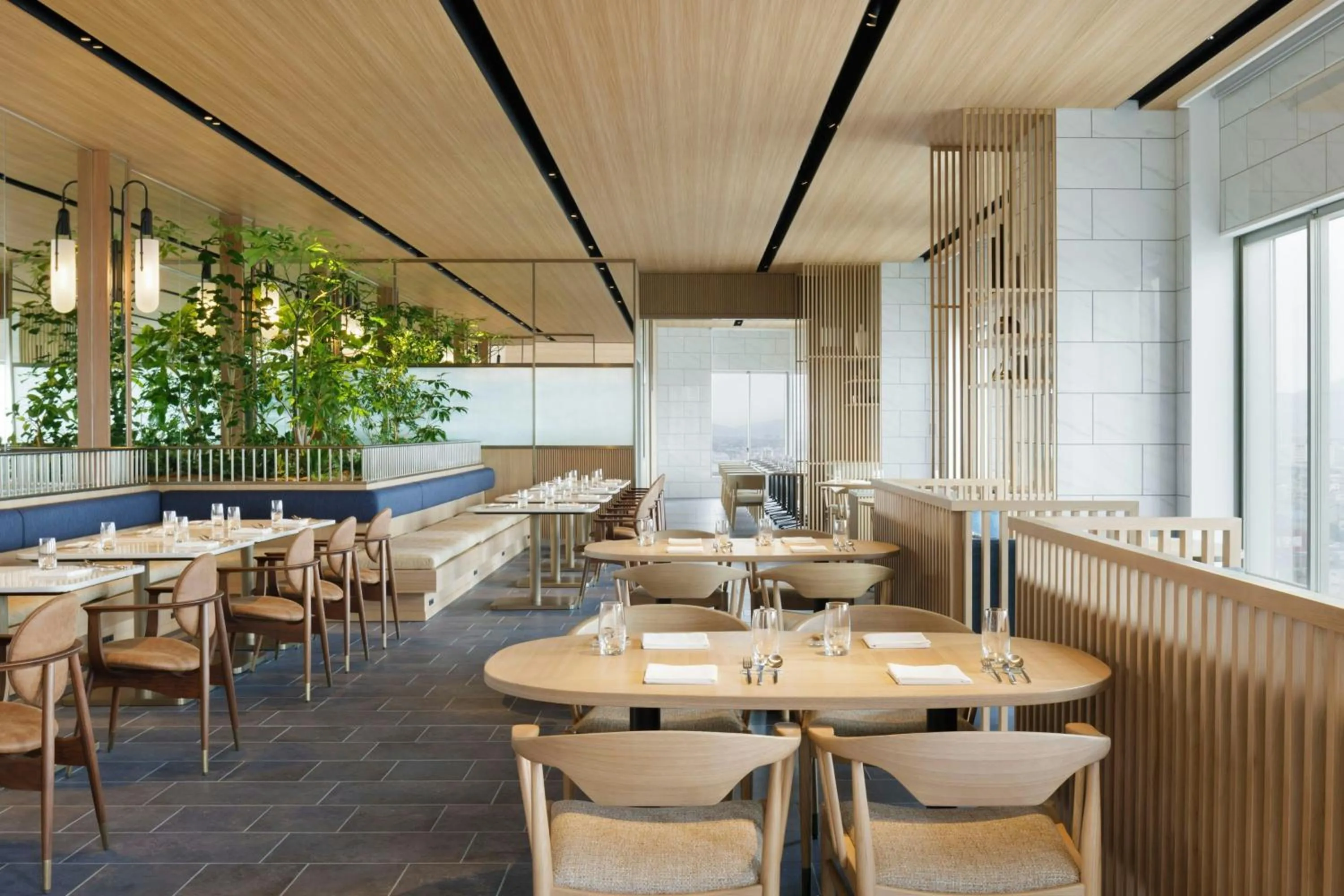 Restaurant/places to eat in Courtyard by Marriott Fukui