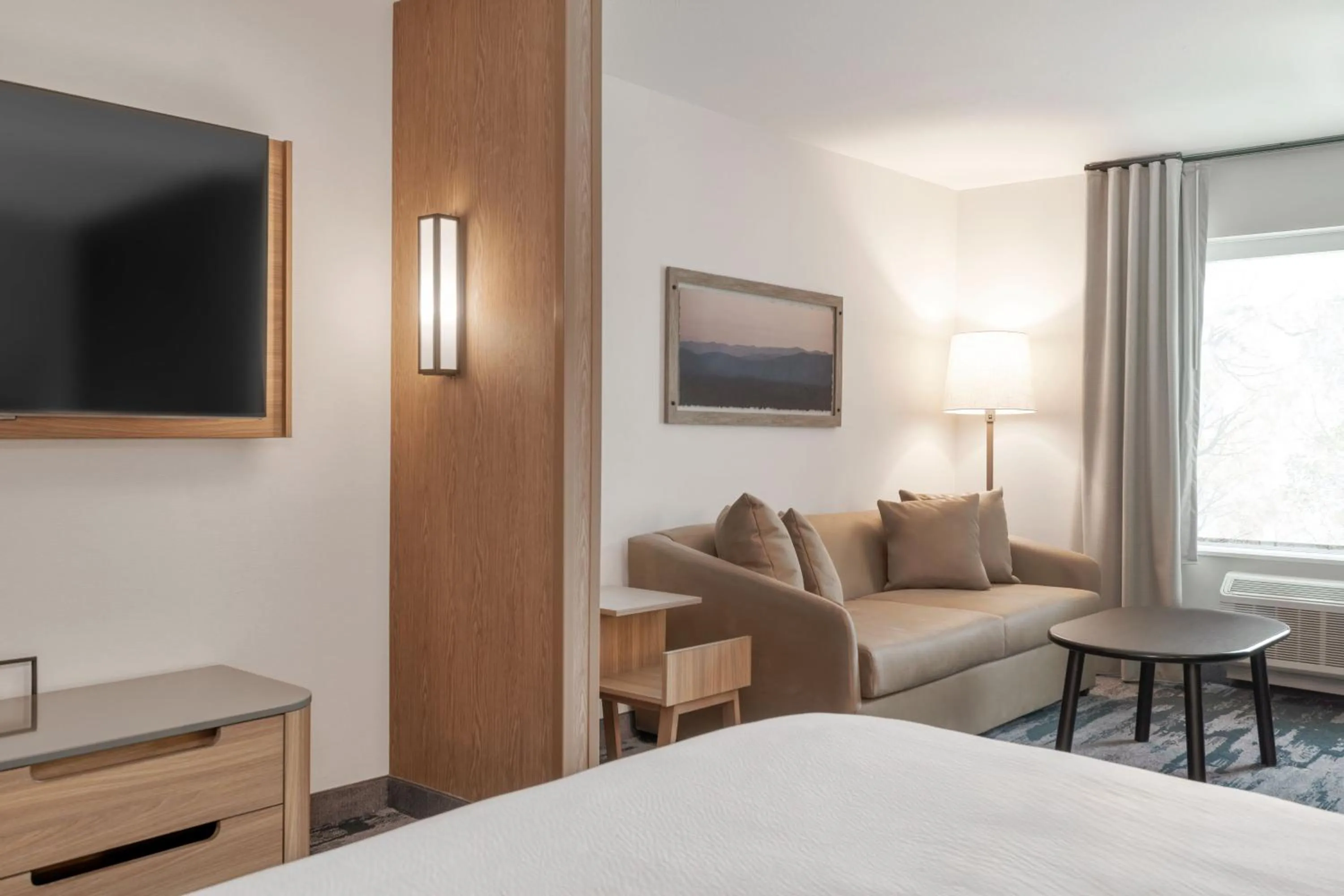 Bedroom, Bed in Fairfield by Marriott Inn & Suites Shelbyville