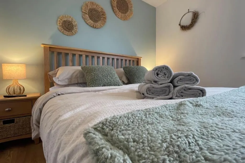 Bed in Braeview - by Caithness Luxury Apartments NC500 - 3 Bedroom Luxury holiday home - Sleeps Work teams upto 3 & holiday makers upto 5