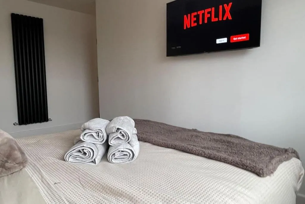 Bed in Braeview - by Caithness Luxury Apartments NC500 - 3 Bedroom Luxury holiday home - Sleeps Work teams upto 3 & holiday makers upto 5