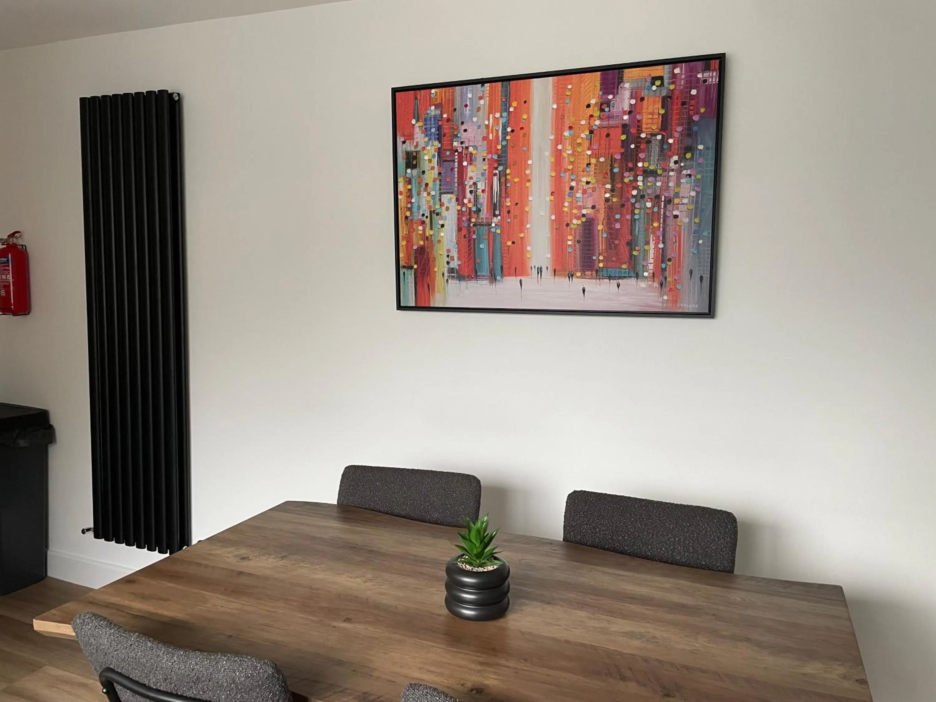 Dining area in Braeview - by Caithness Luxury Apartments NC500 - 3 Bedroom Luxury holiday home - Sleeps Work teams upto 3 & holiday makers upto 5