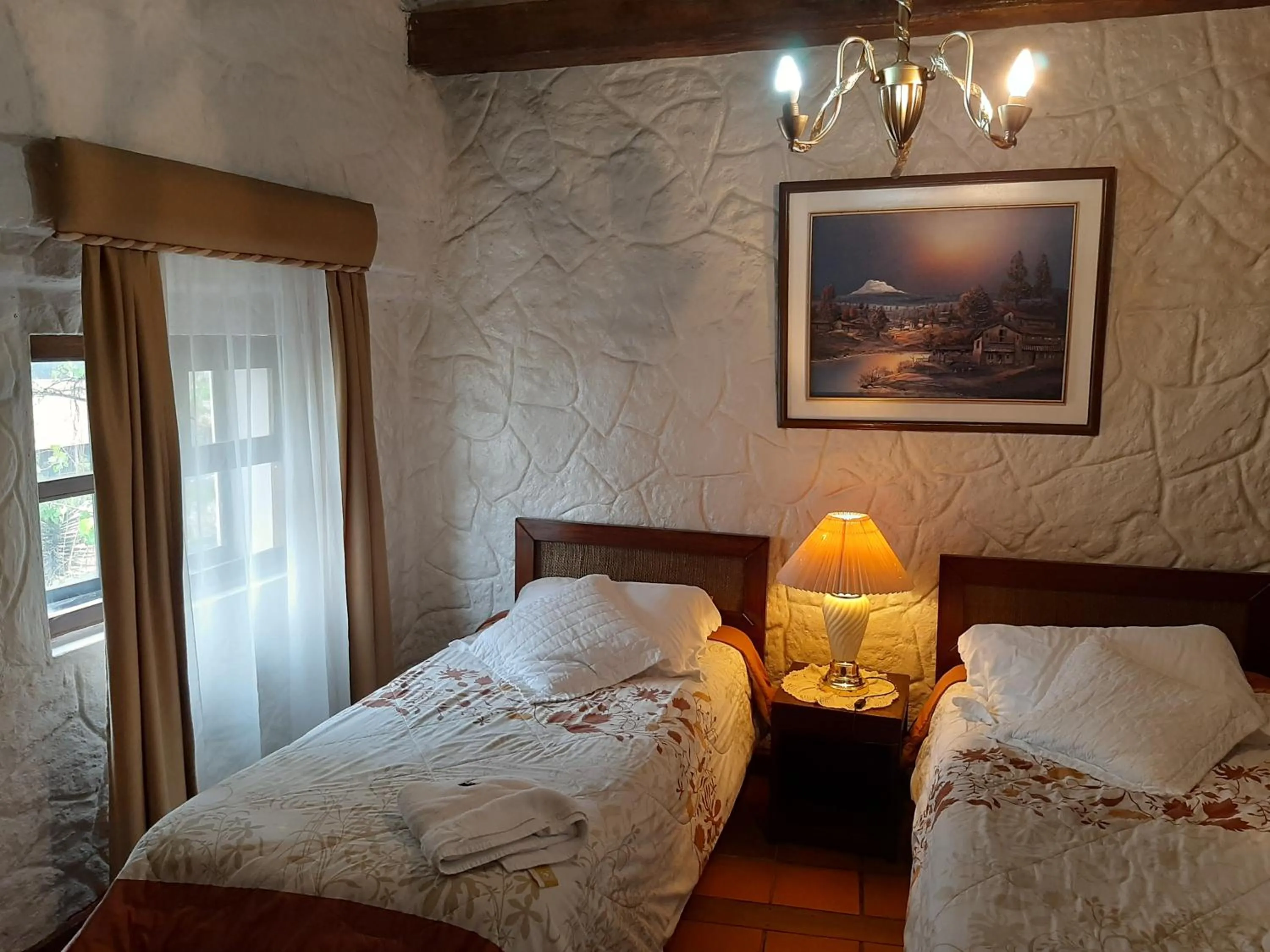 Bedroom, Bed in HOTEL Quito Antiguo