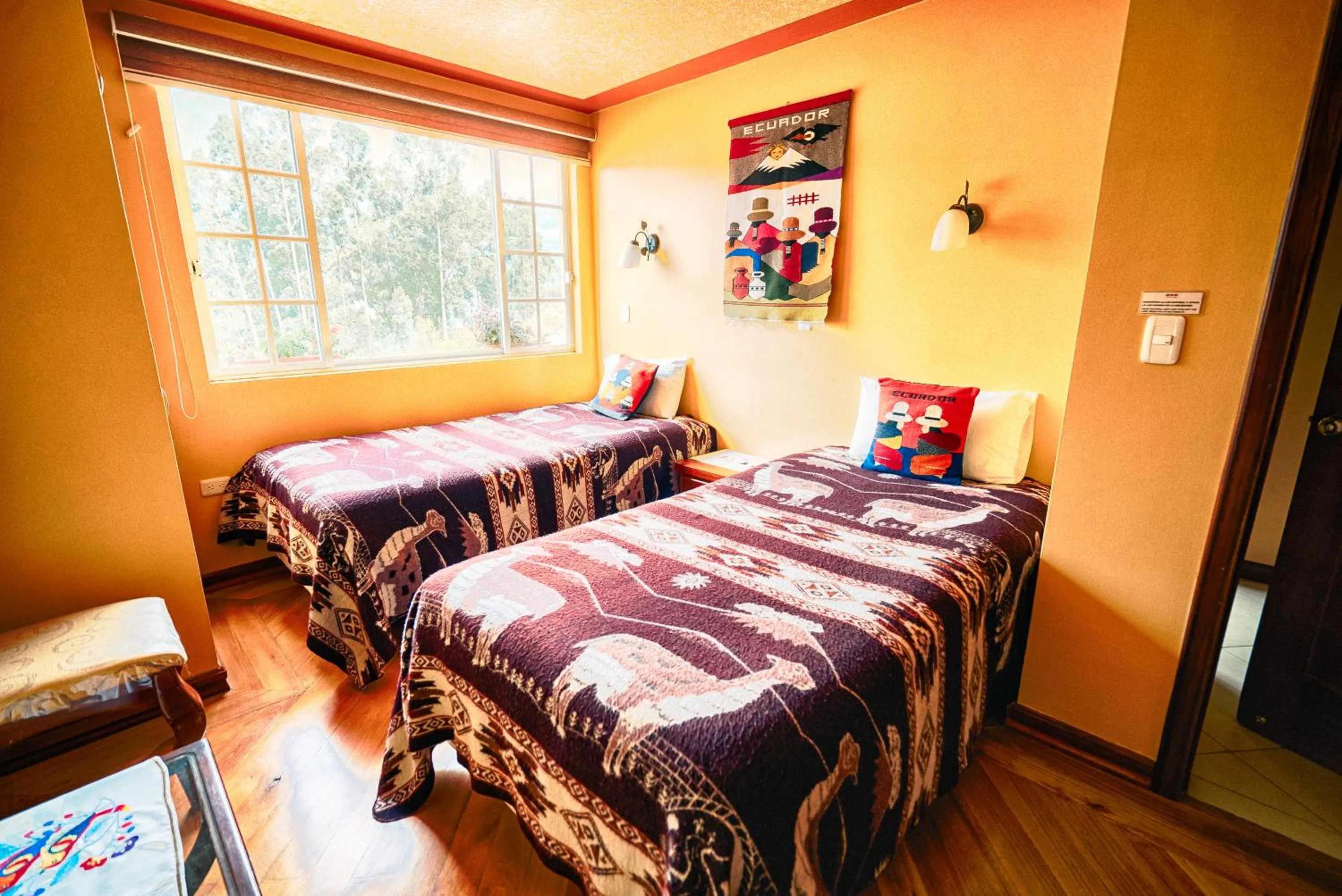 Bedroom, Bed in Casa de Luis