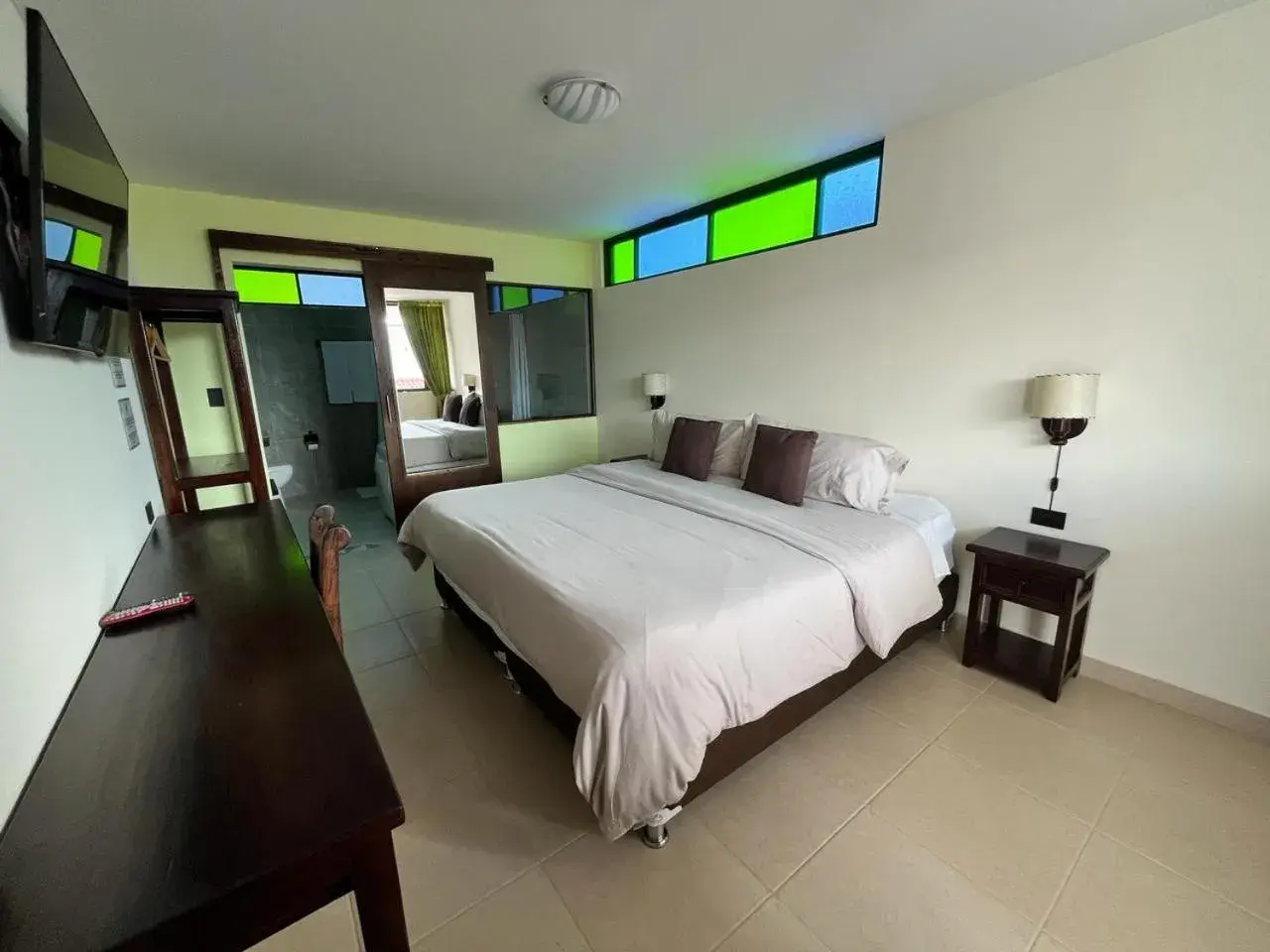 Deluxe Suite with Spa Bath in Hotel Cabañas San Cayetano Deluxe Suite with Spa Bath in Hotel Cabañas San Cayetano