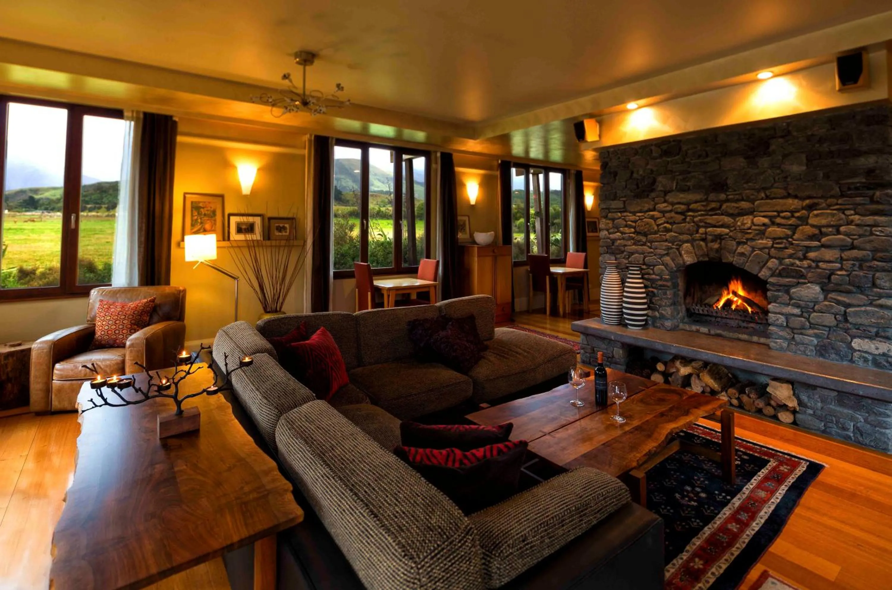 Living room in Hapuku Lodge & Tree Houses