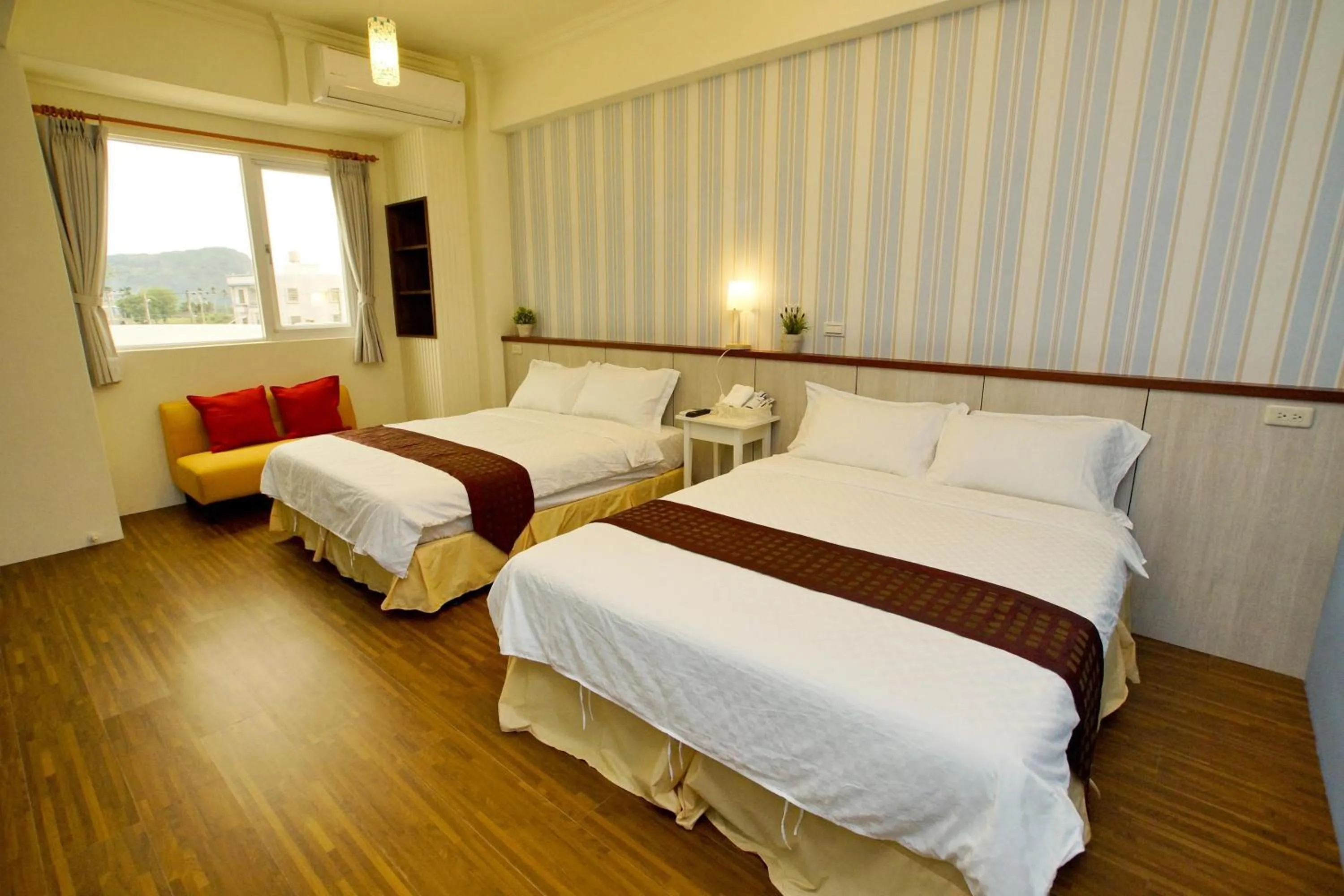 Bed in 輕旅小站 Soft Travel Hostel
