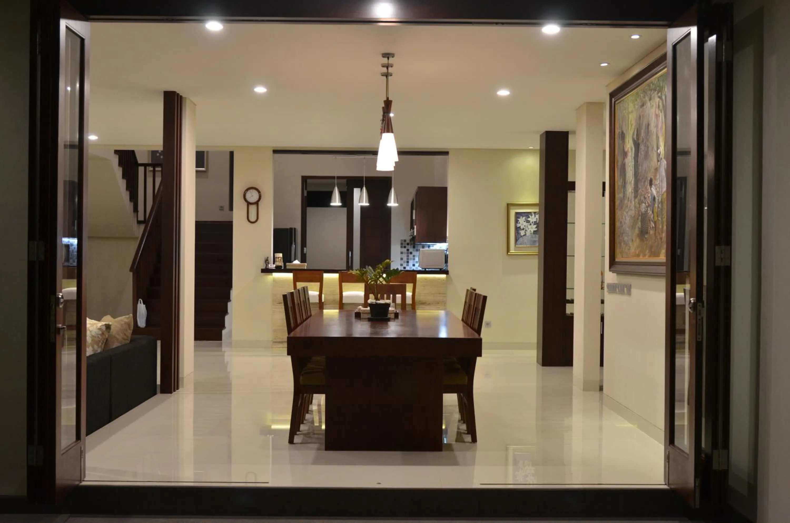 Dining area in The Arnaya