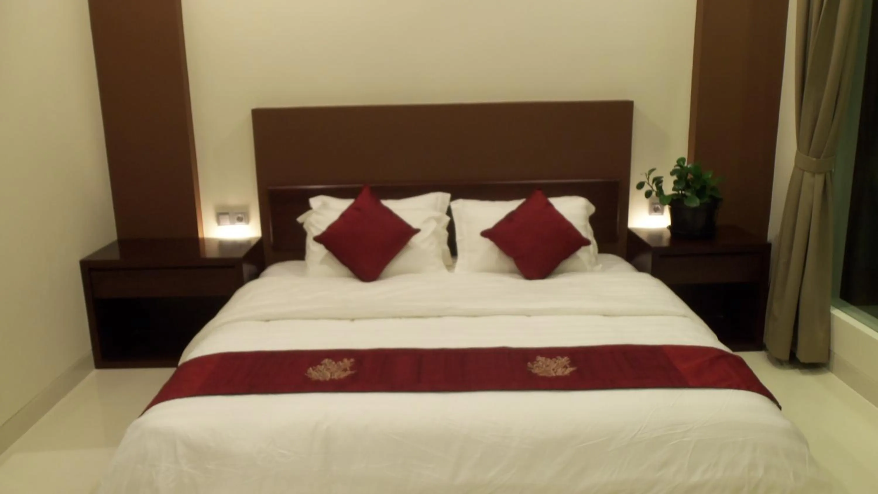 Bedroom, Bed in The Arnaya