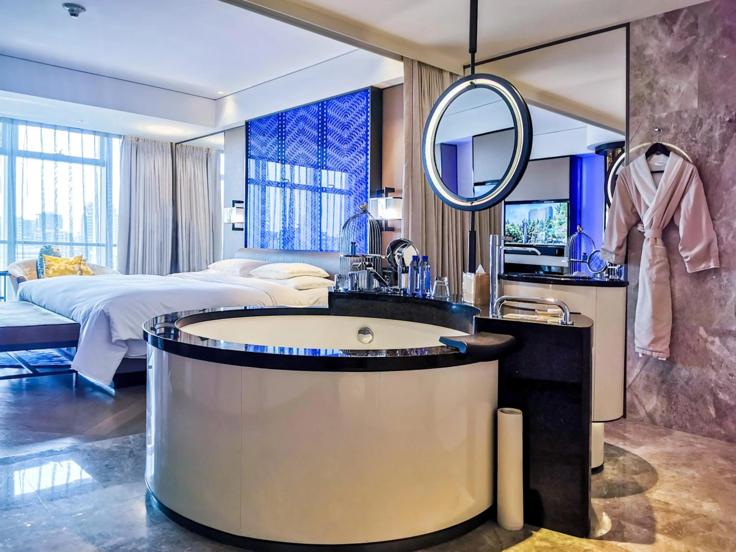 Bathroom, Bed in Sofitel Beijing Central