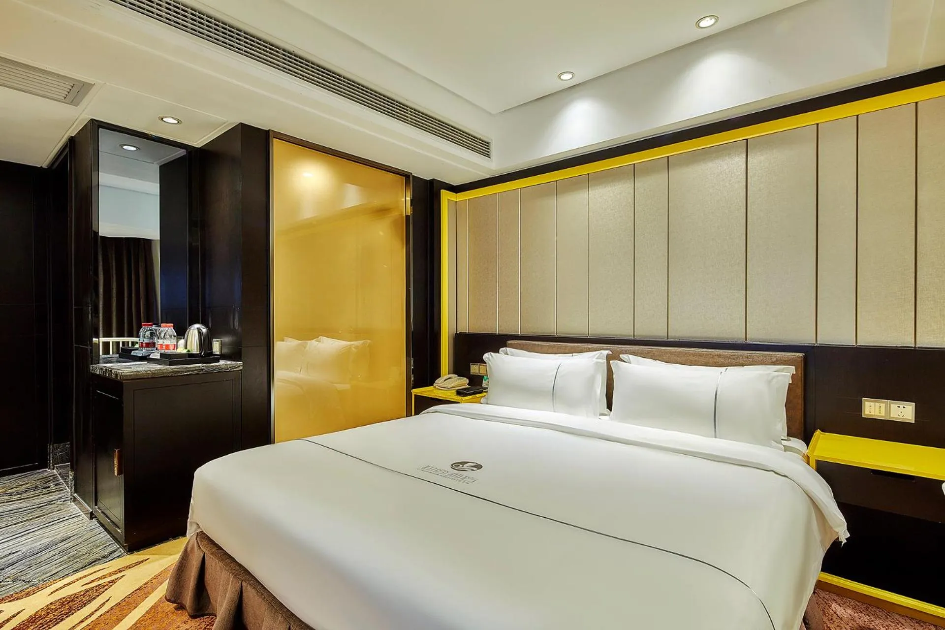 Bed in Insail Hotels Huanshi Road Taojin Metro Station Guangzhou