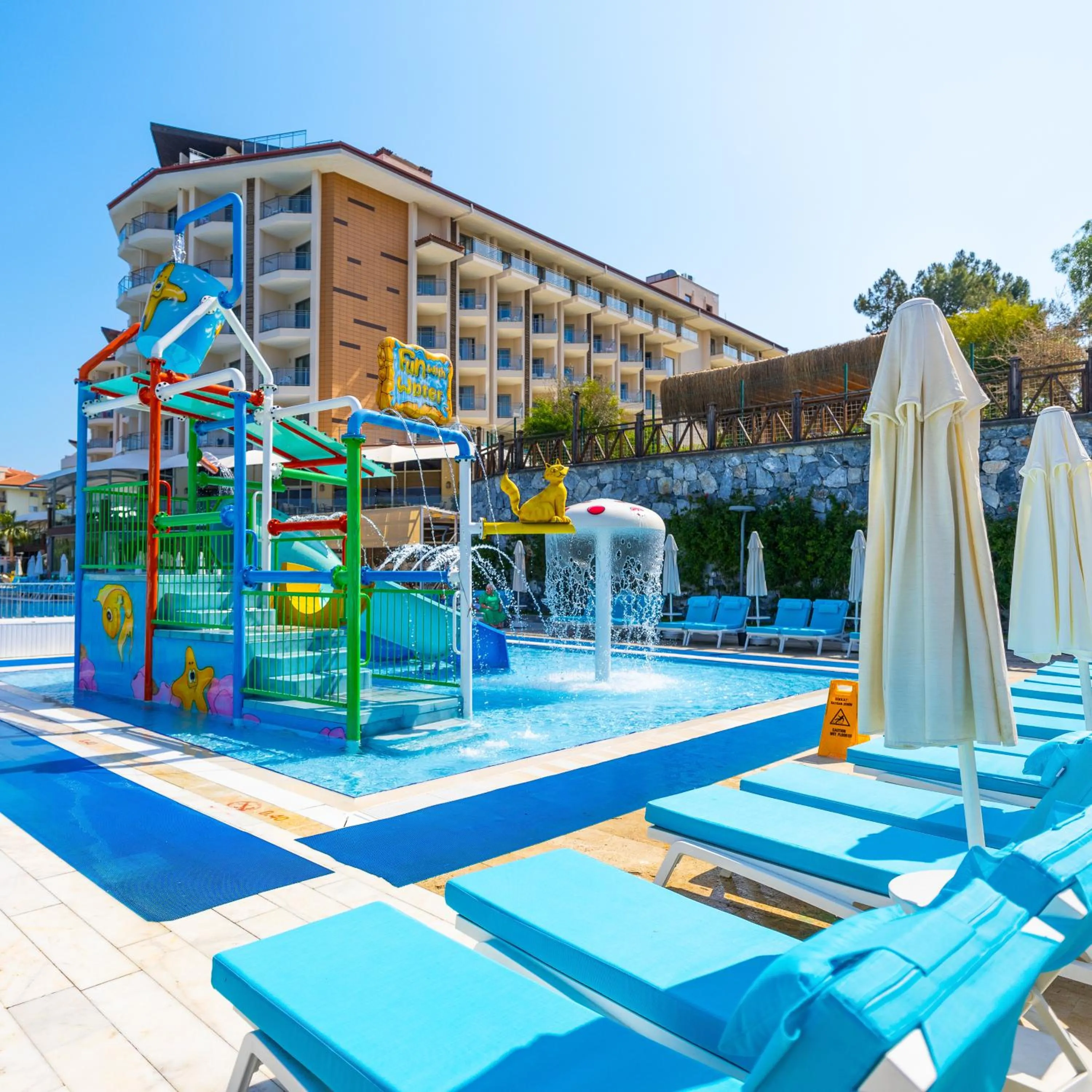 Swimming pool in Ramada Resort Kusadasi & Golf