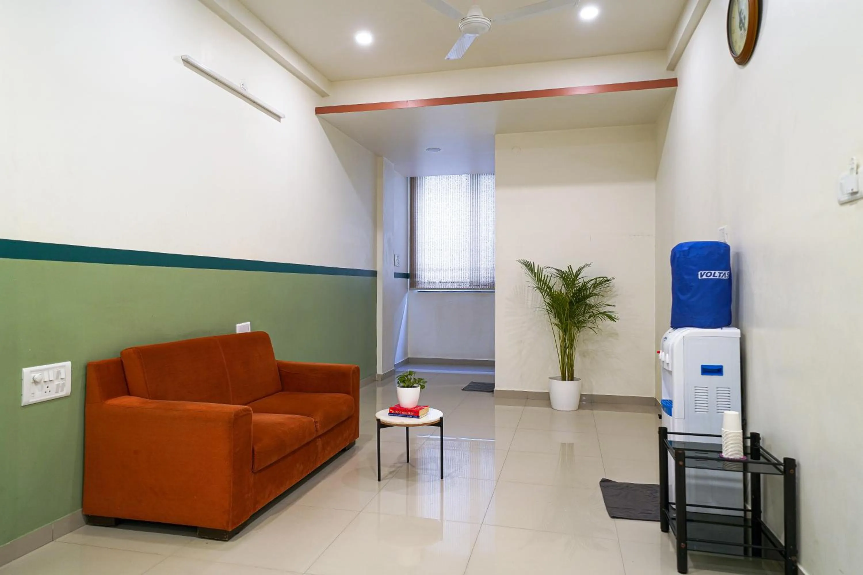 Lobby or reception in Olive Hotel Electronic City by Embassy Group