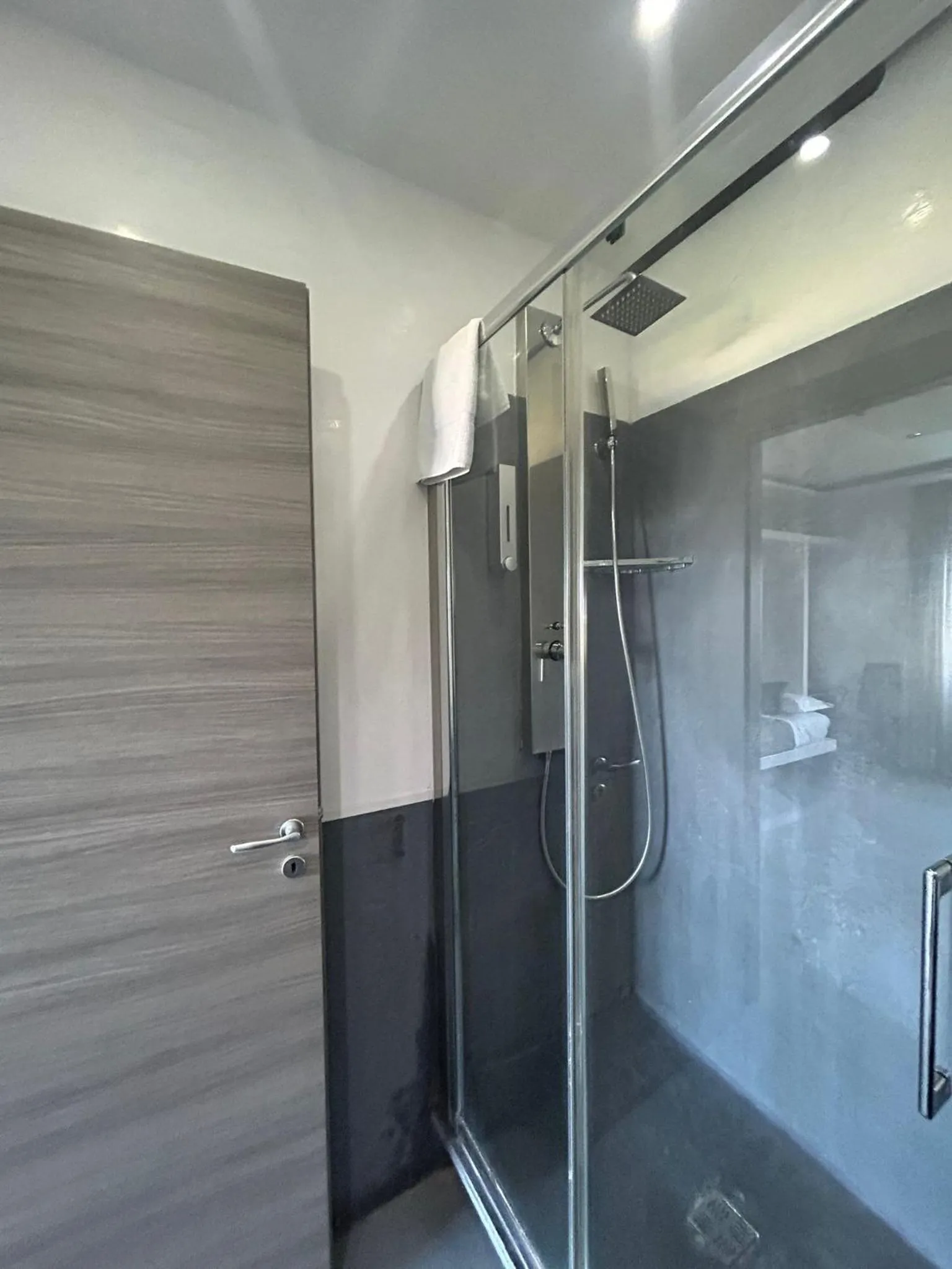 Shower in Residence Villa Rosa dei Venti