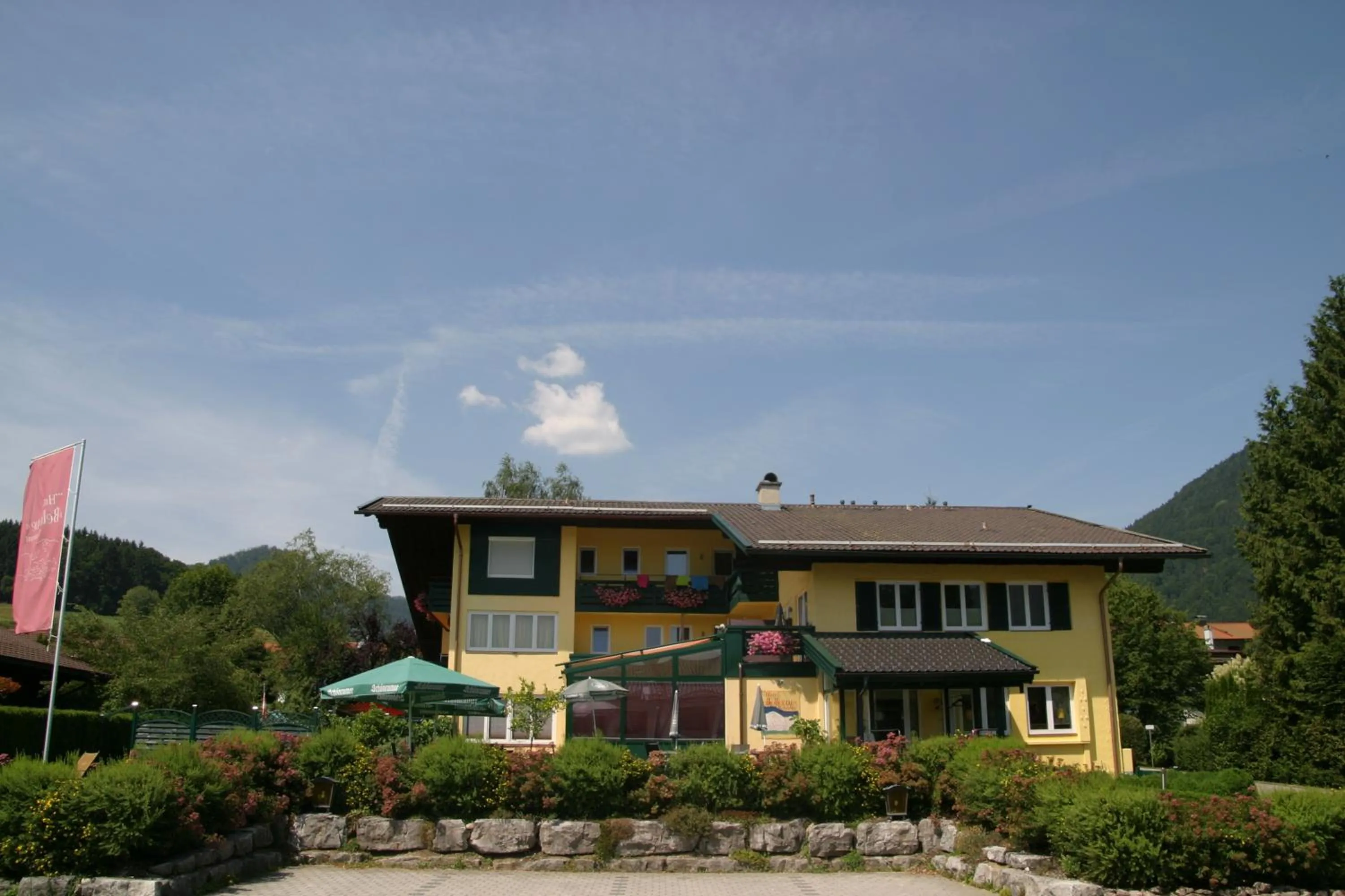 Facade/entrance in Hotel-Restaurant Bellevue