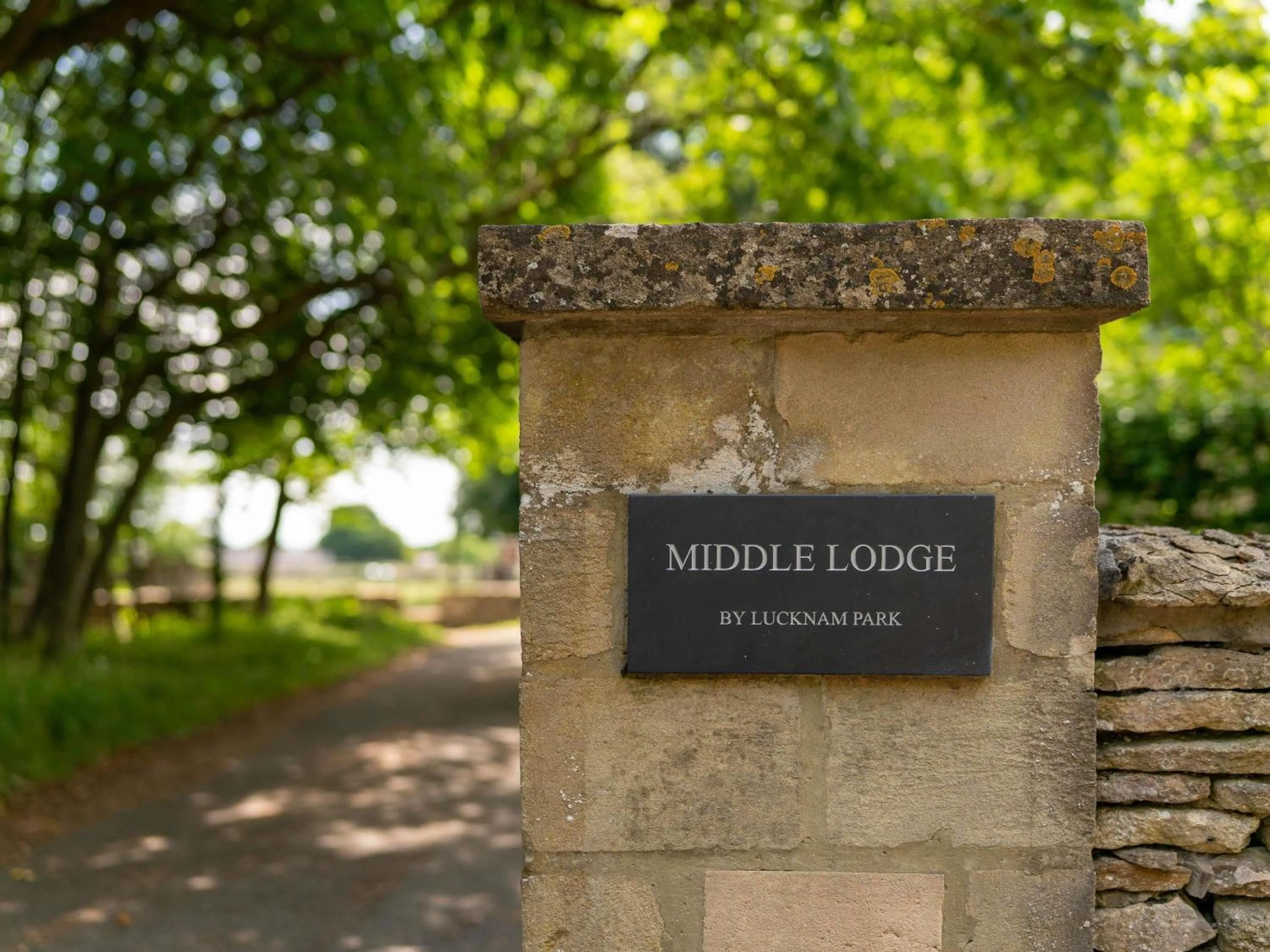 Bedroom in Lucknam Park, Emblems Collection