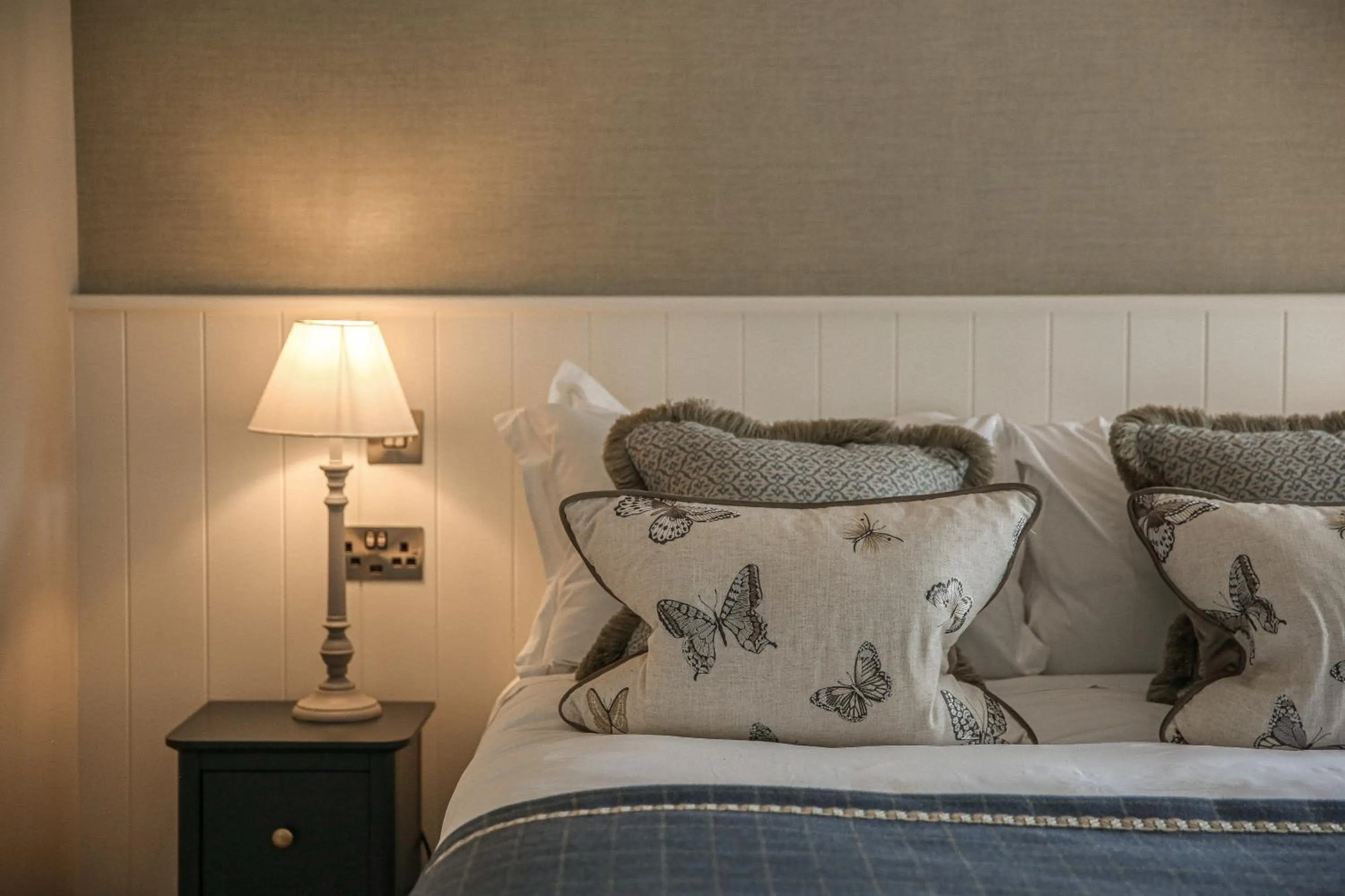 Bed in Lucknam Park, Emblems Collection