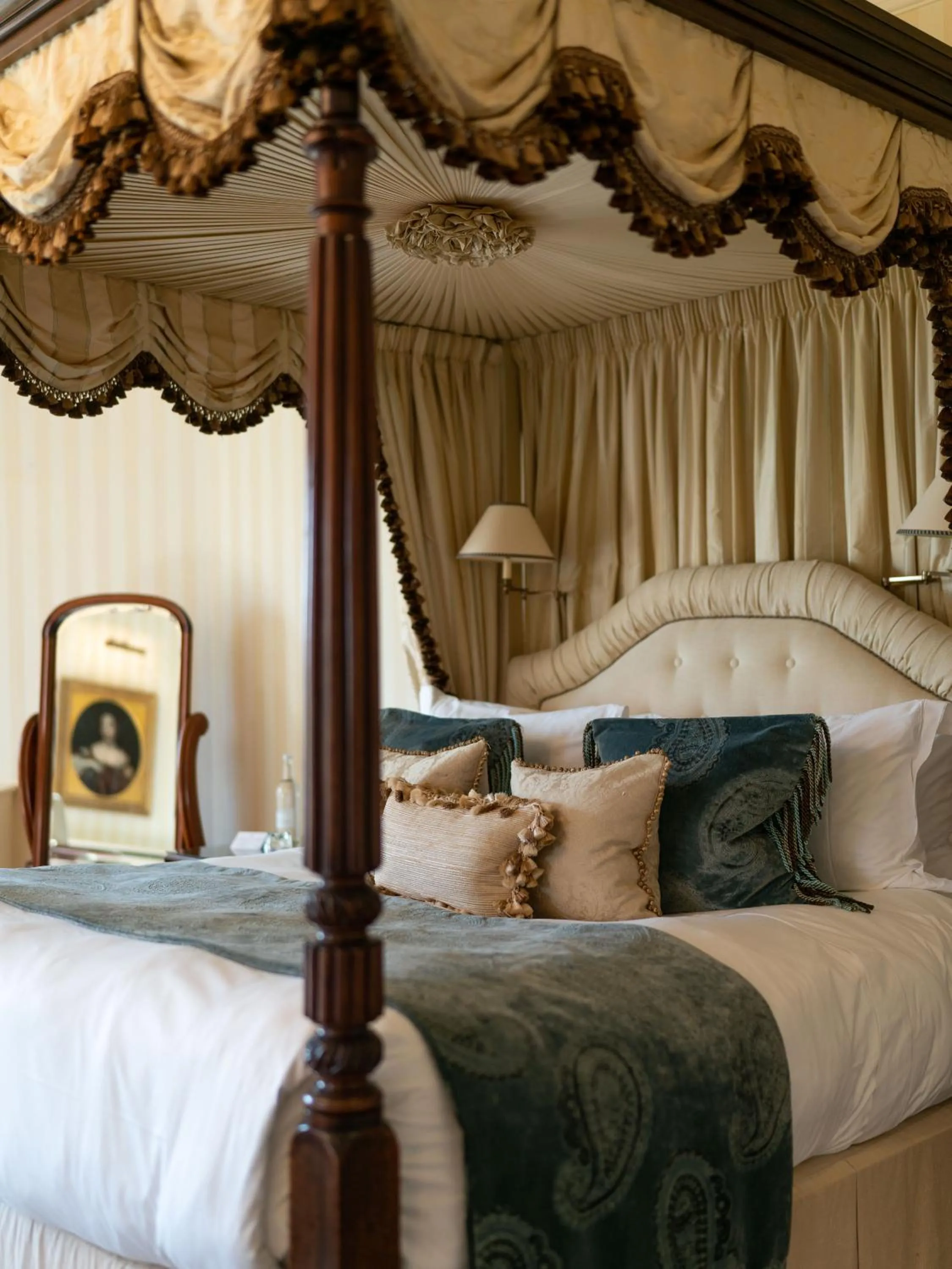 Bed in Lucknam Park, Emblems Collection