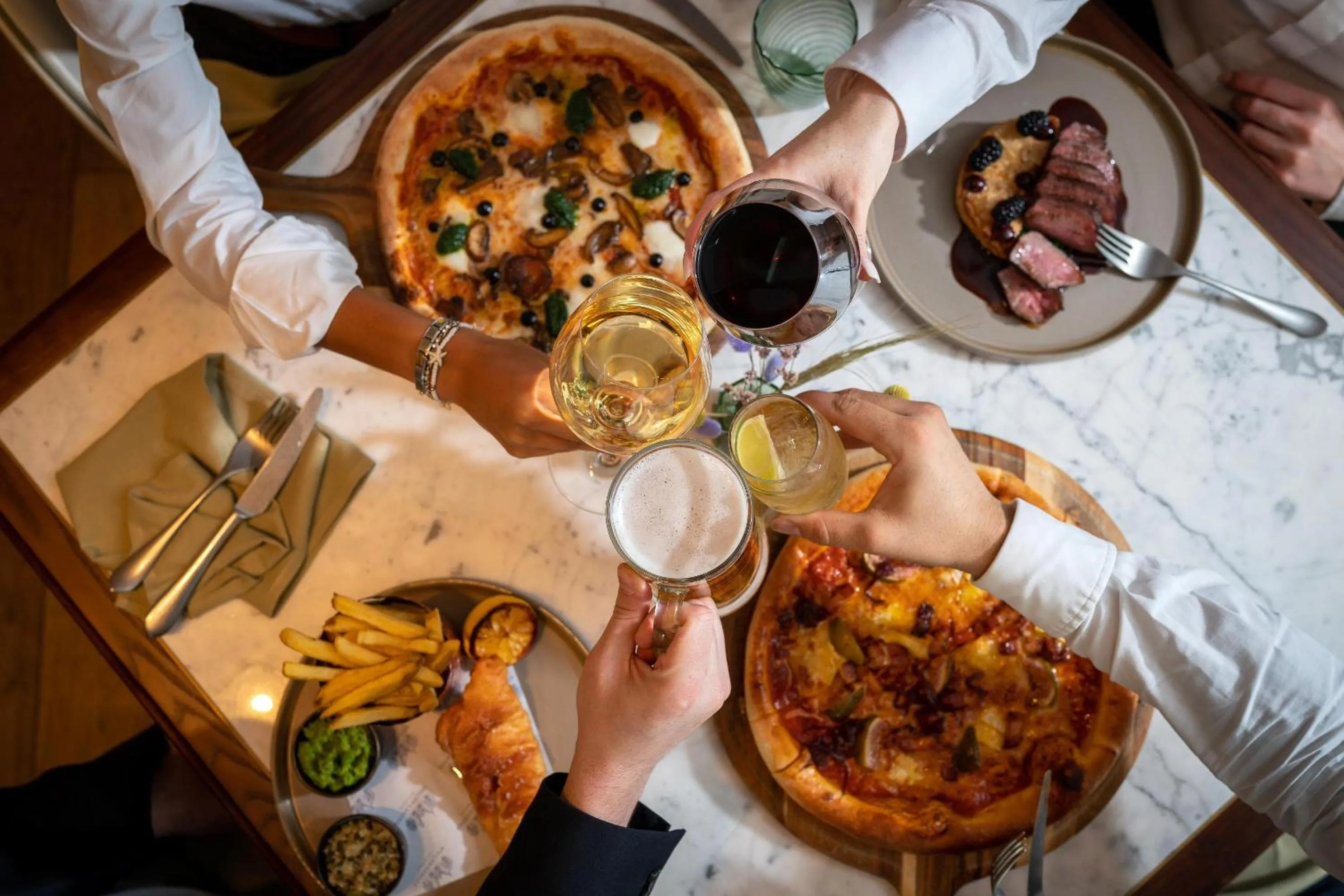Food and drinks in Lucknam Park, Emblems Collection