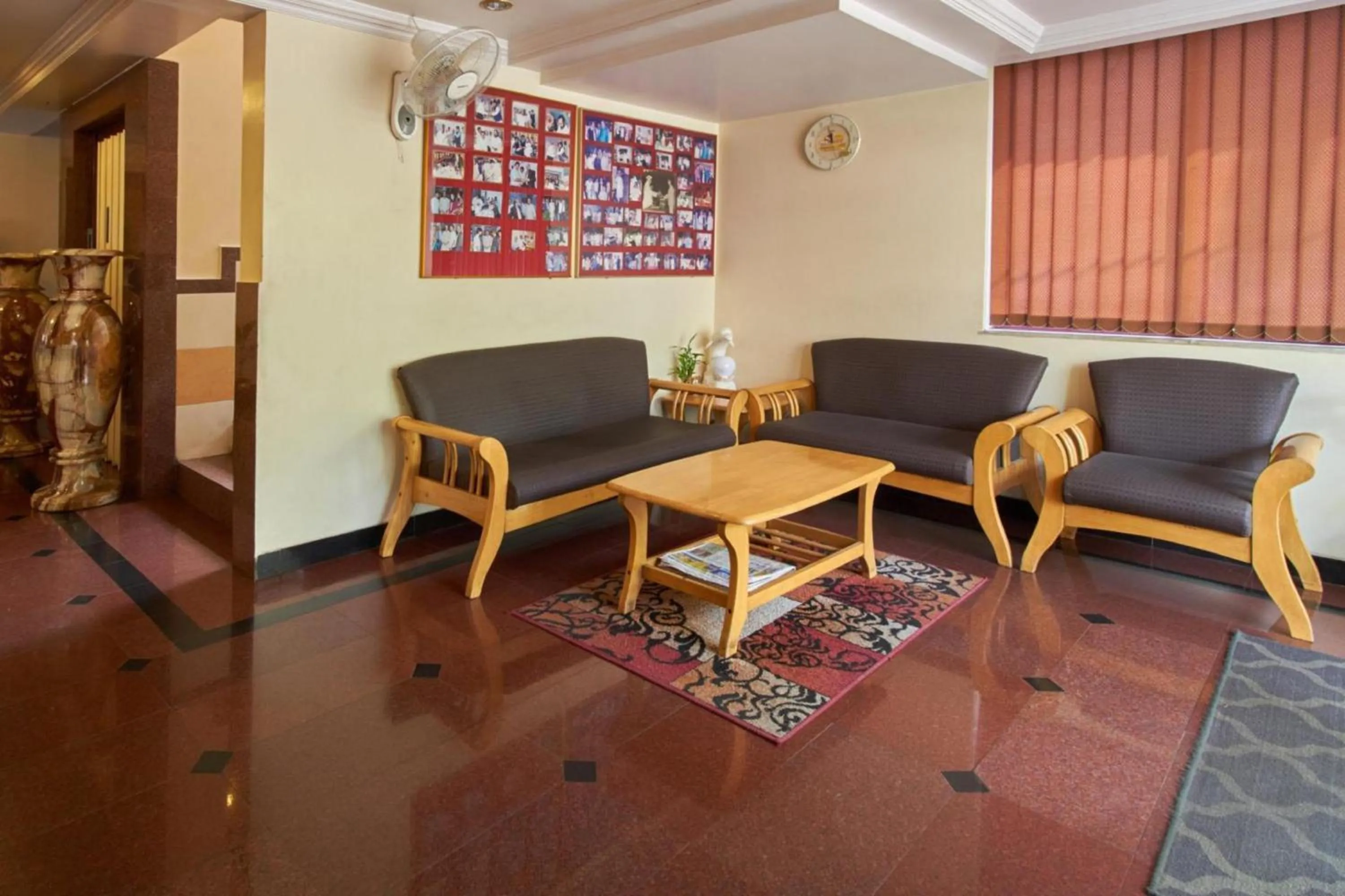 Lobby or reception in Hotel Swan Inn