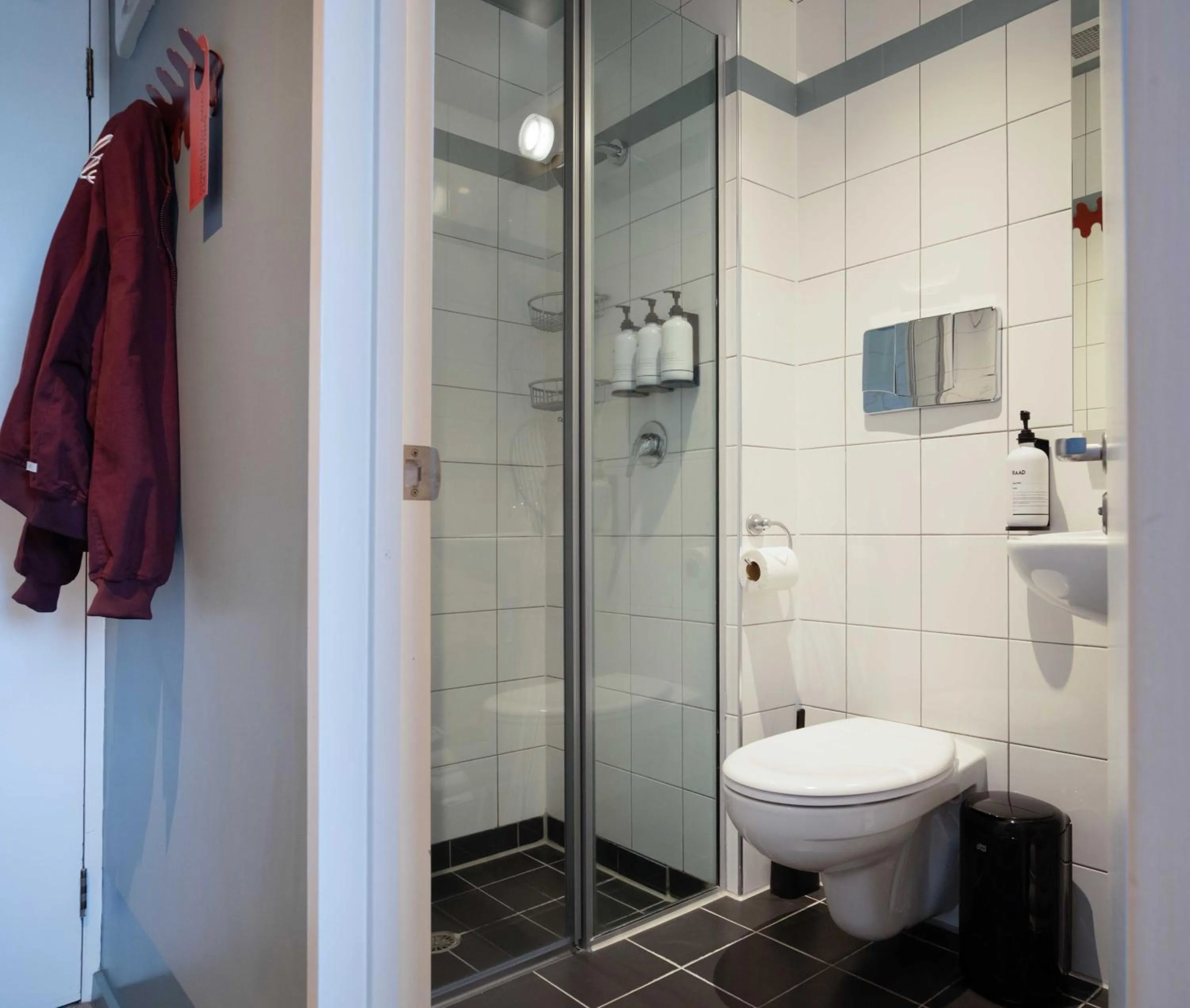 Shower in Drifter Christchurch