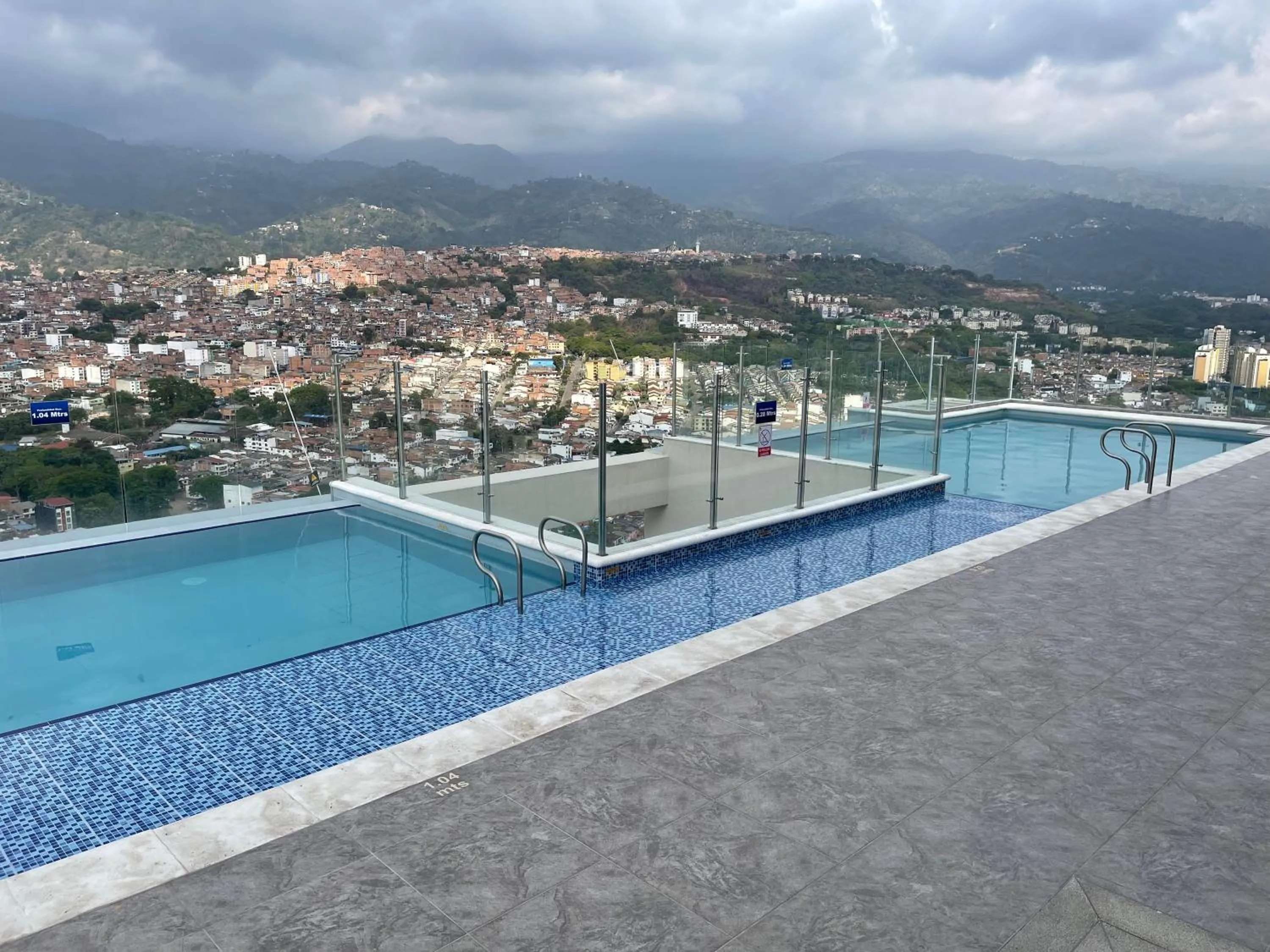 City view in Acogedor apartamento cerca de clínica en F/blanca