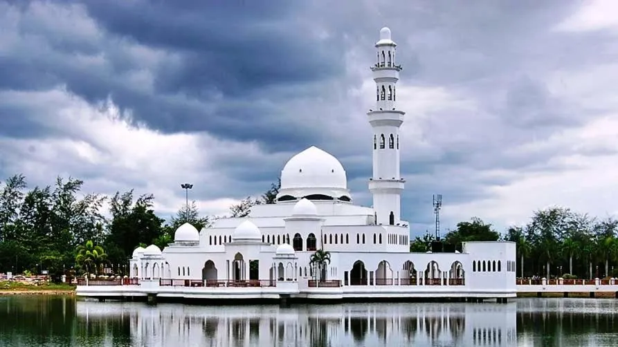 Nearby landmark in TERENGGANU EQUESTRIAN RESORT (PADDOCK INN)