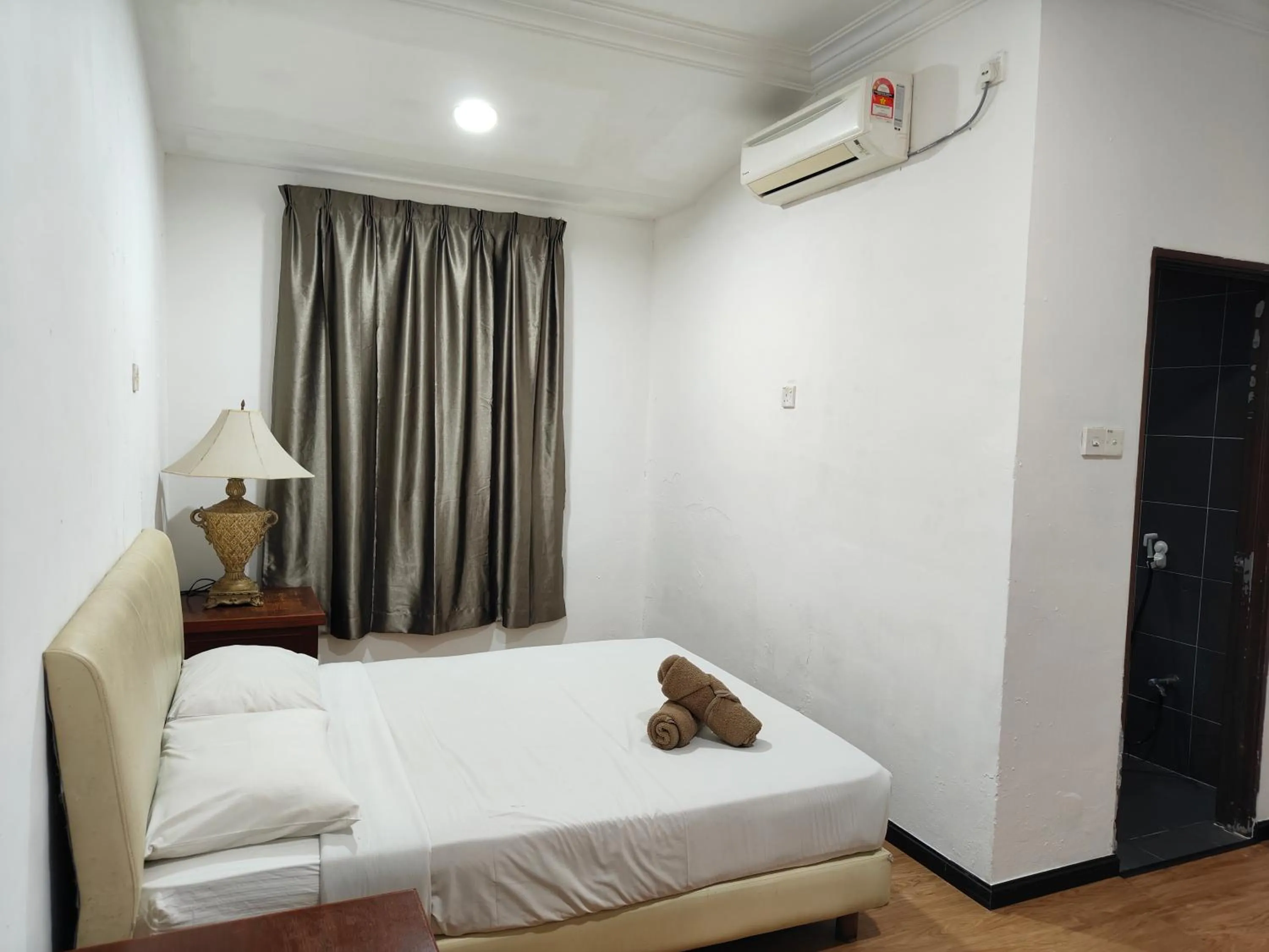 Bed in TERENGGANU EQUESTRIAN RESORT (PADDOCK INN)