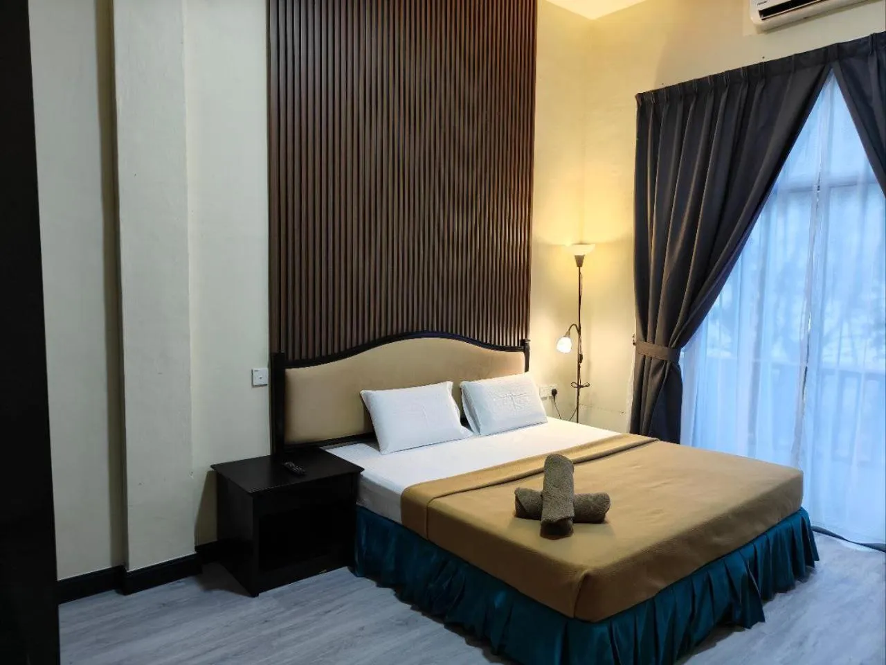 Bed in TERENGGANU EQUESTRIAN RESORT (PADDOCK INN)