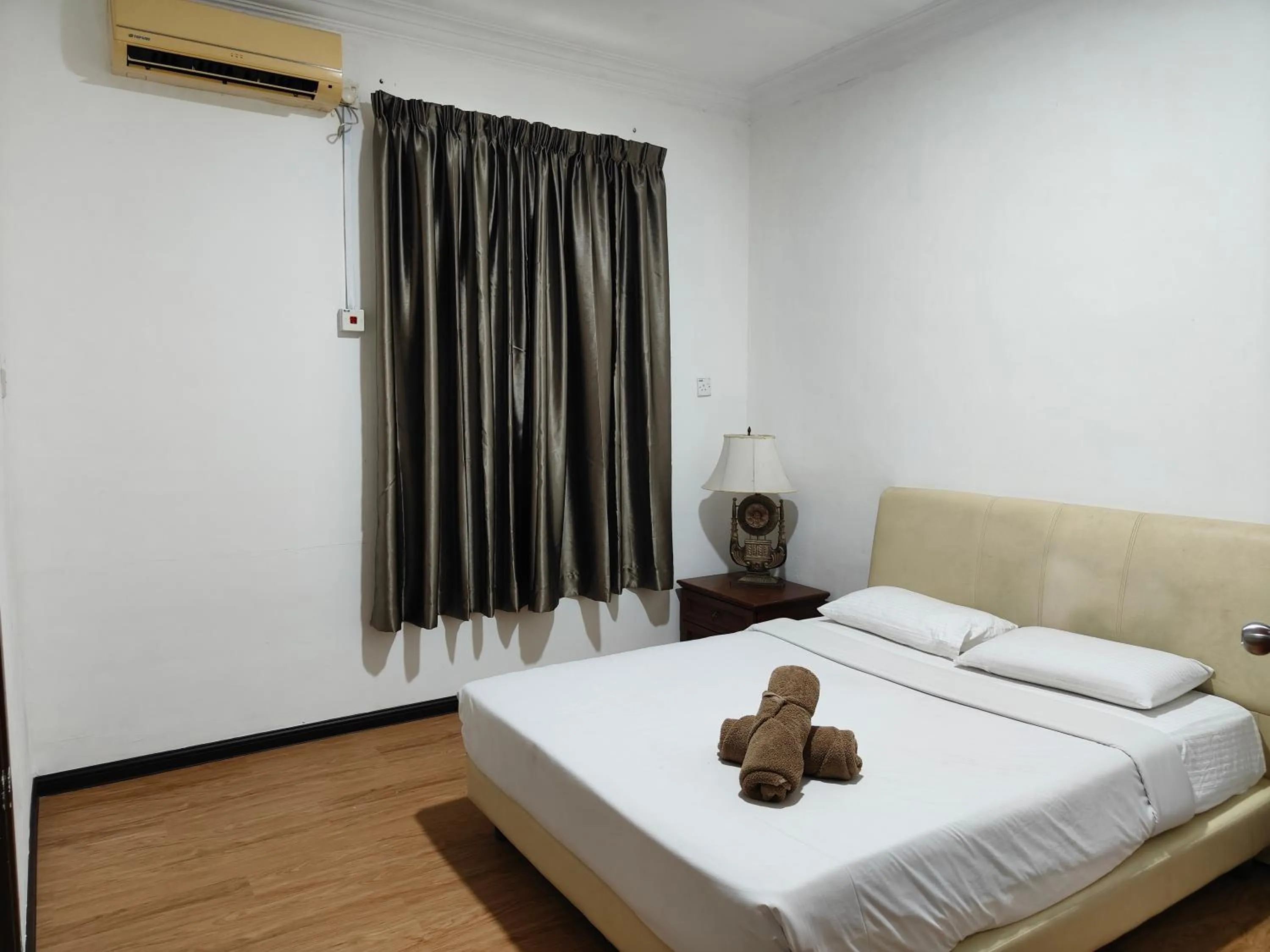 Bed in TERENGGANU EQUESTRIAN RESORT (PADDOCK INN)