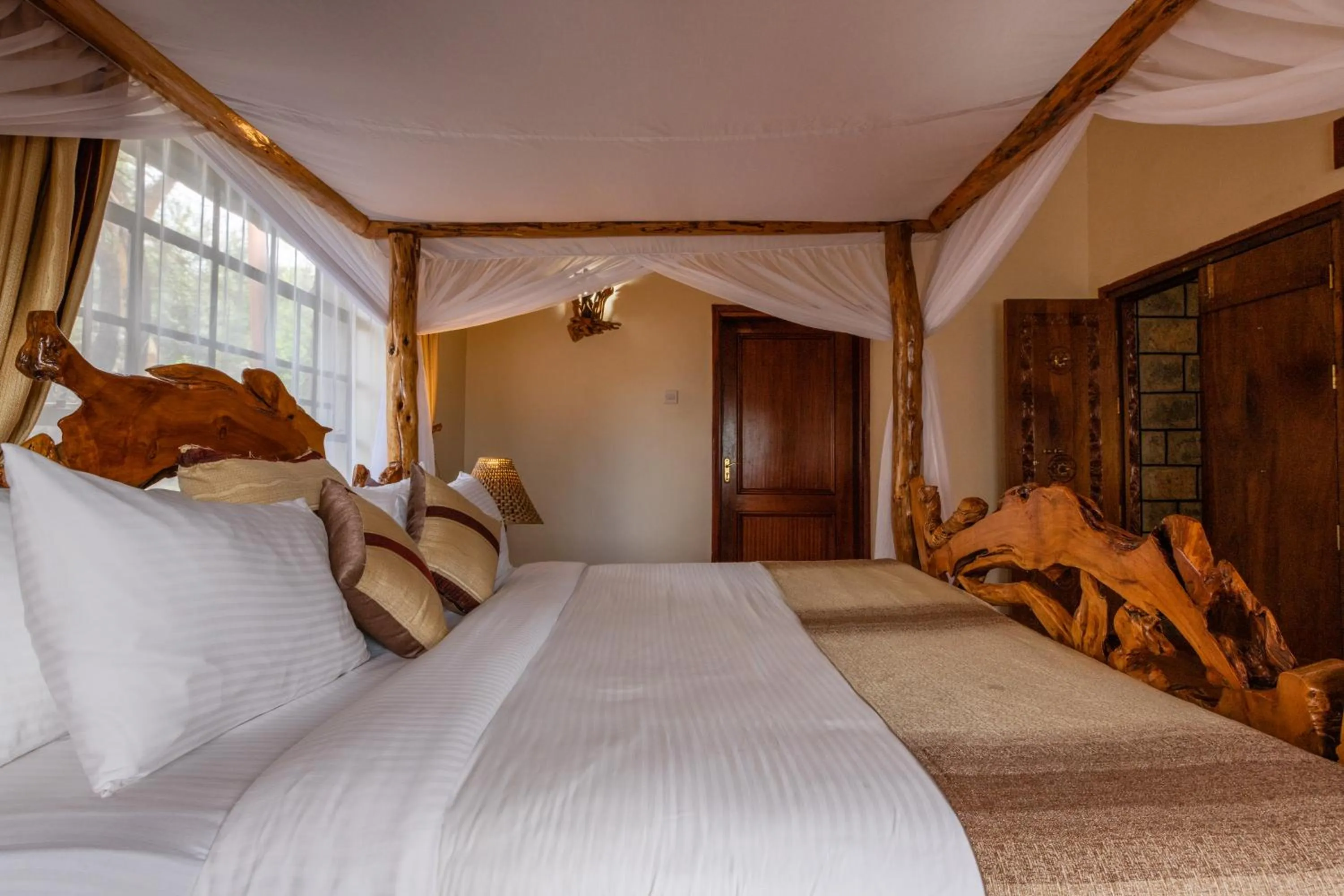 Bed in Naivasha Kongoni Lodge - Lakefront Getaway