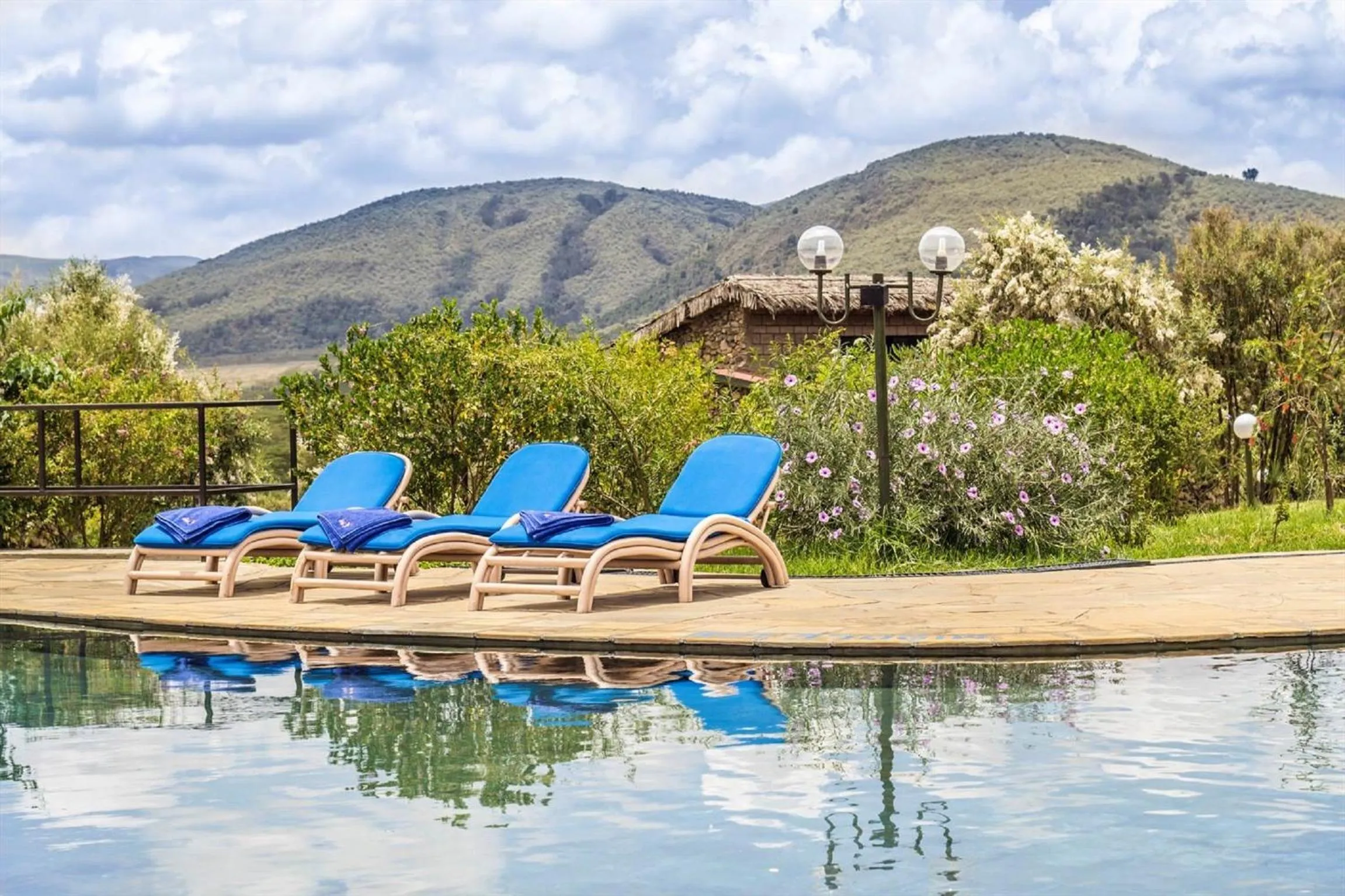 Swimming pool in Naivasha Kongoni Lodge - Lakefront Getaway
