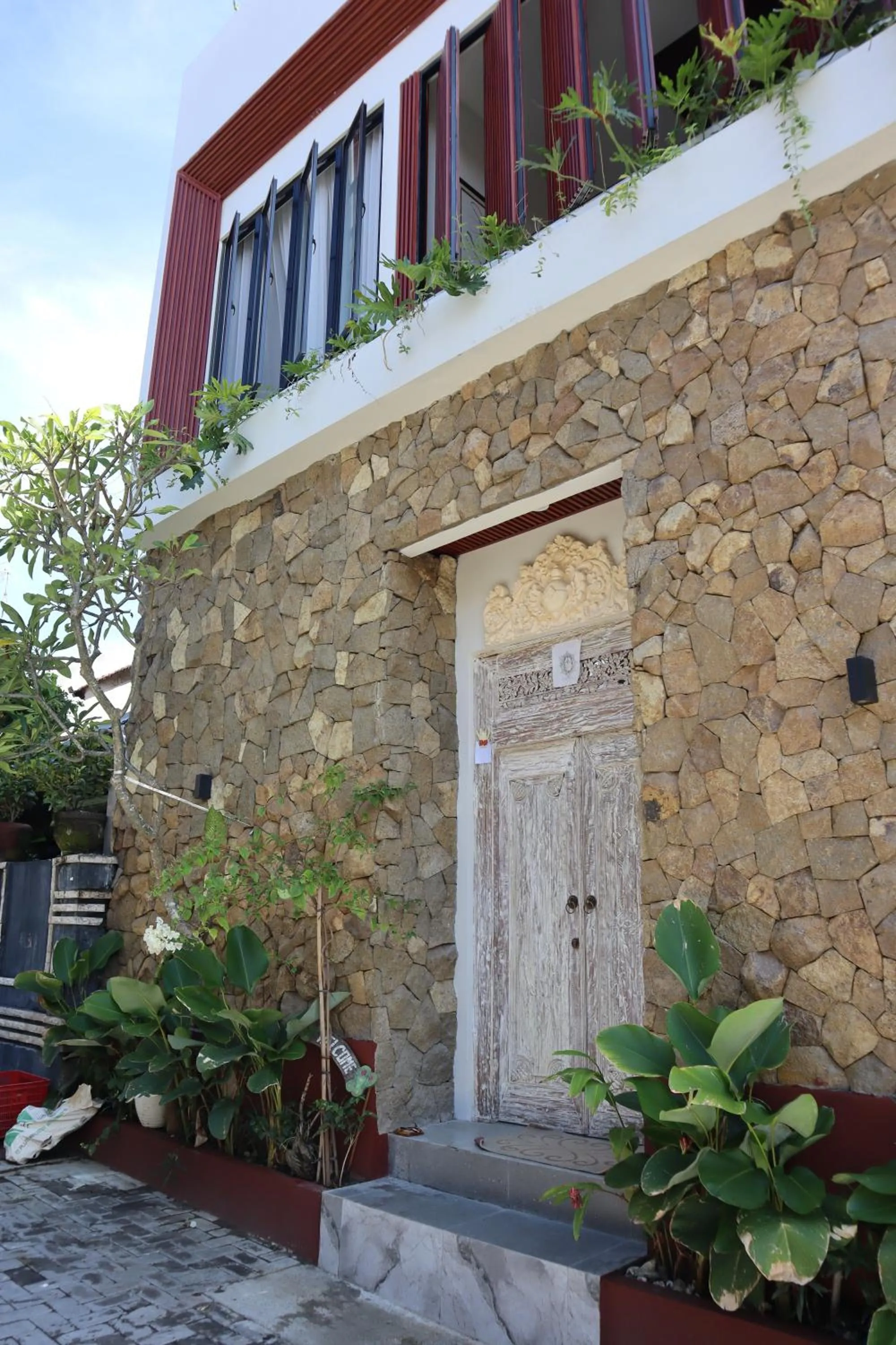 Property building in Puspa Villa