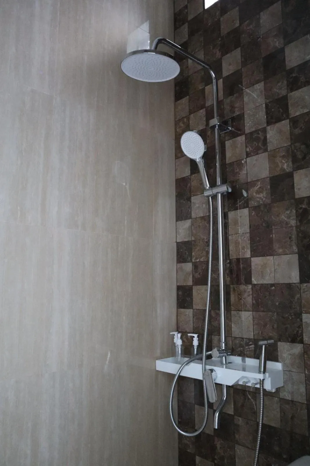 Shower in Puspa Villa