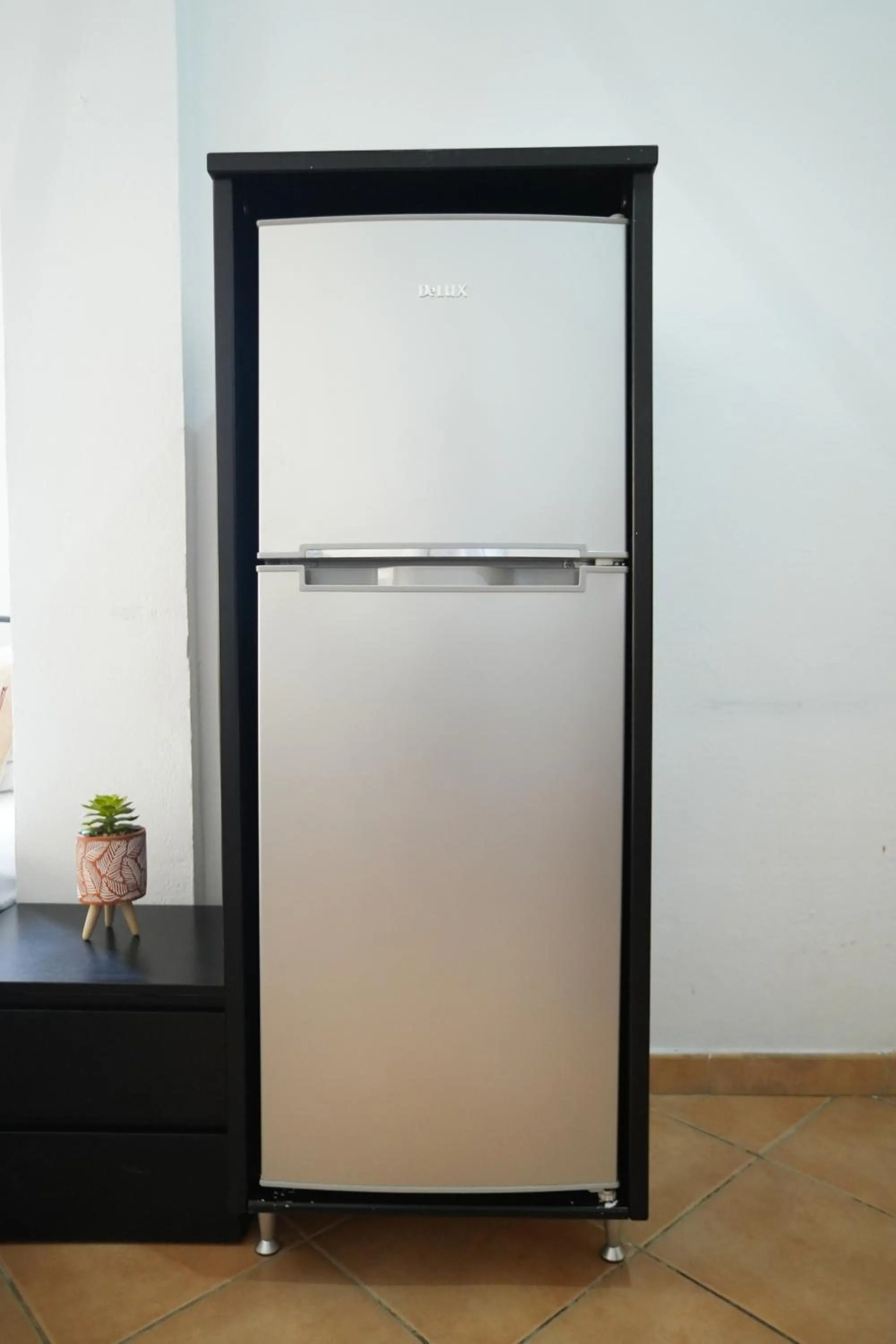 Property building in Saranda Waterside Apartments