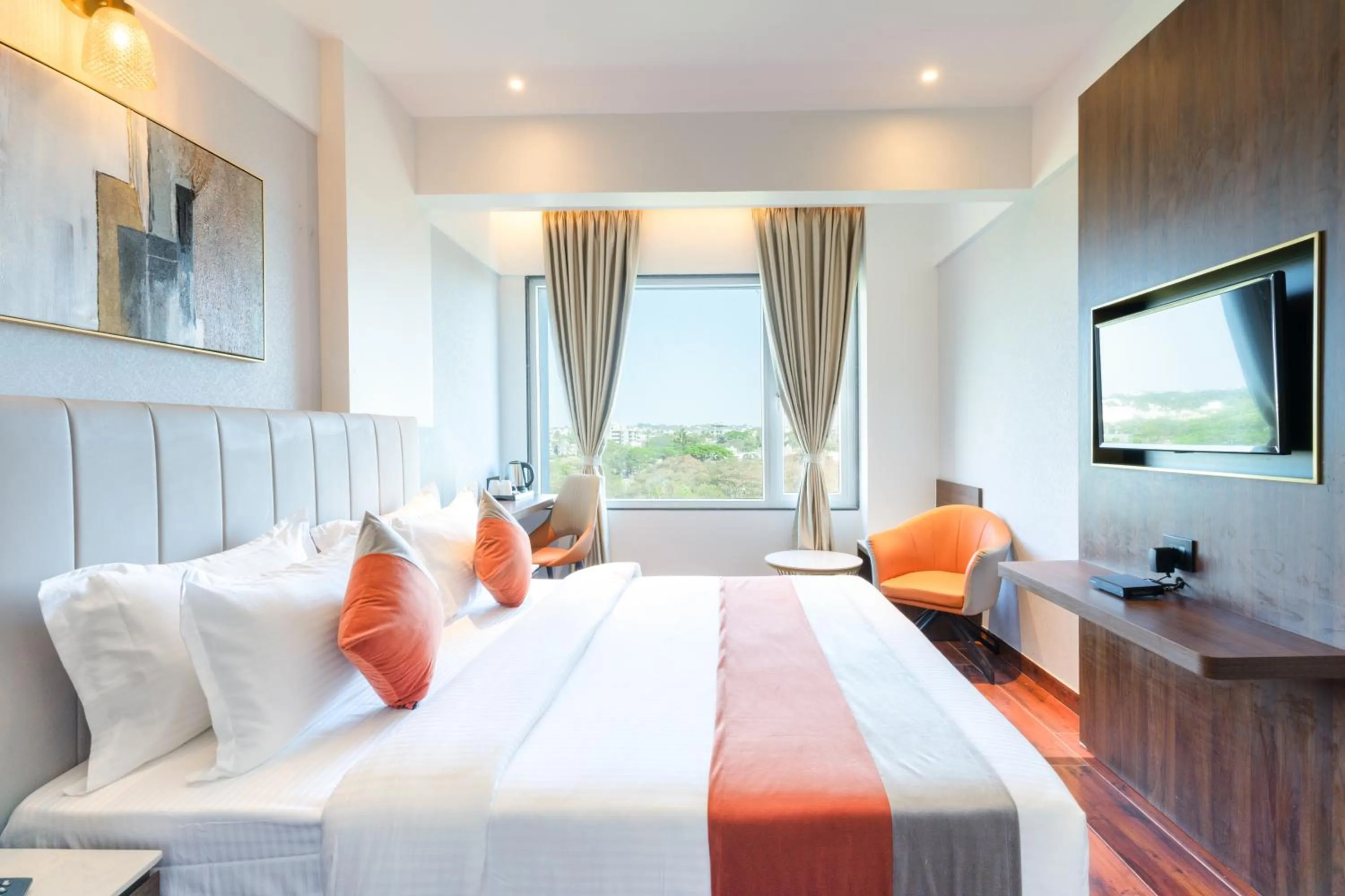 Bedroom, Bed in The Royal Pavilion, Kolhapur