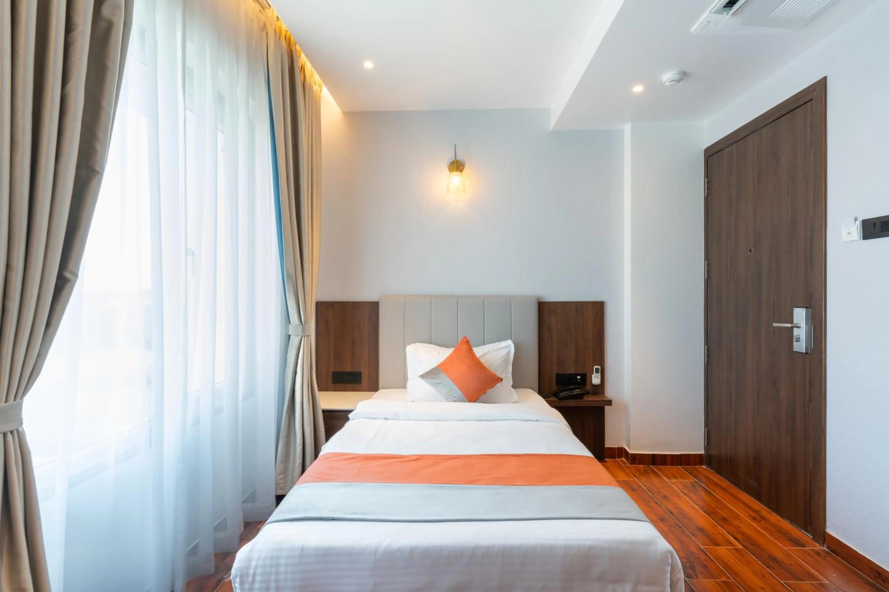 Bedroom, Bed in The Royal Pavilion, Kolhapur