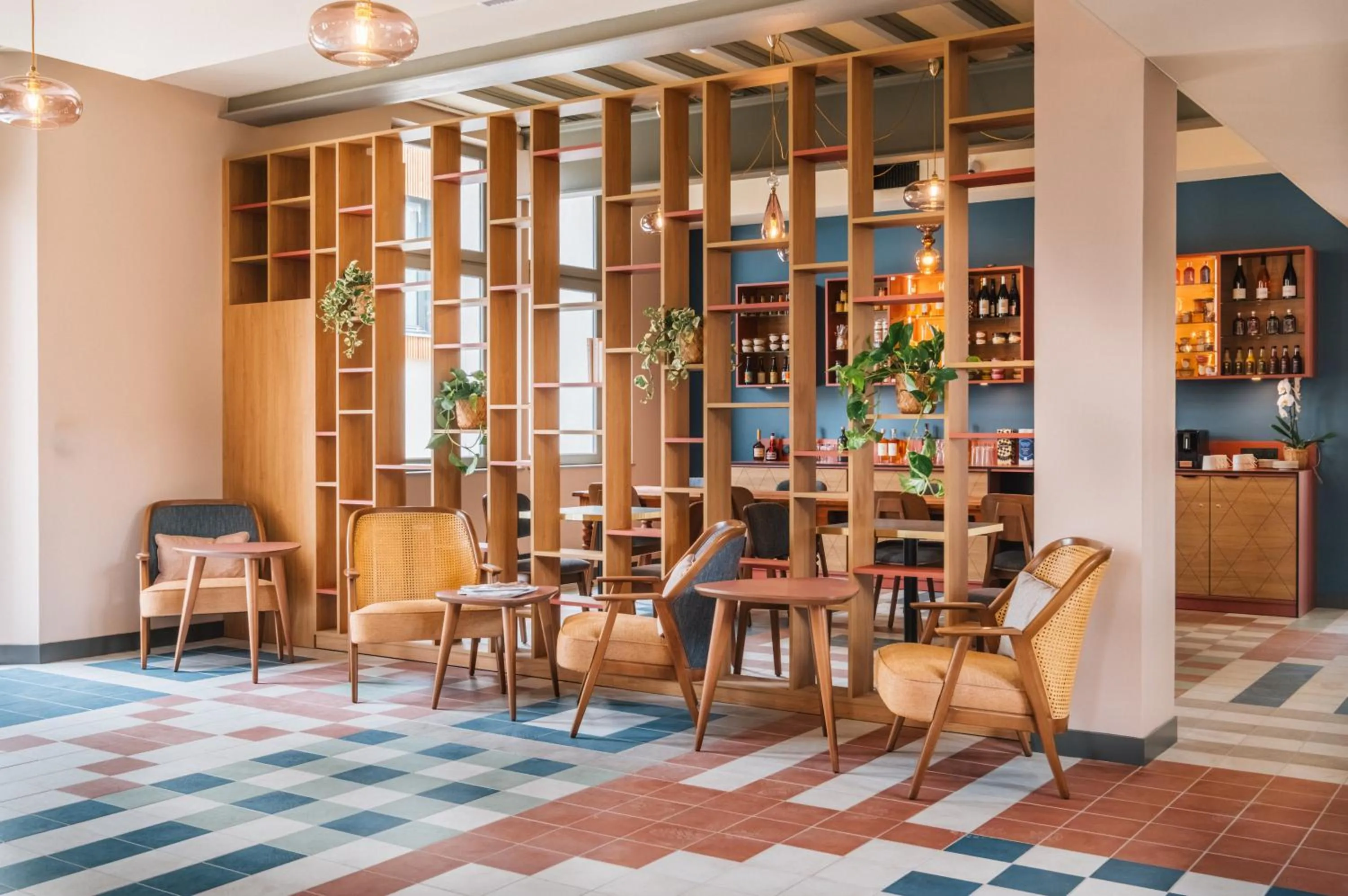 Lounge or bar in La Maison Rabelais