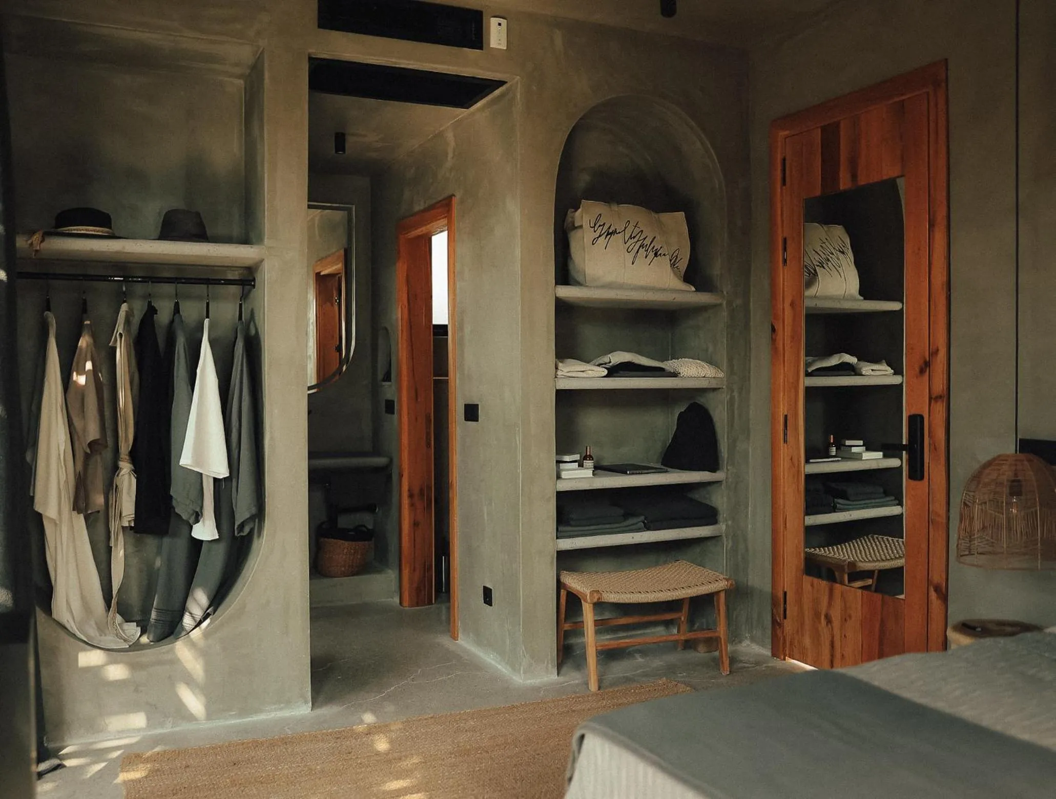 wardrobe in @before sunset