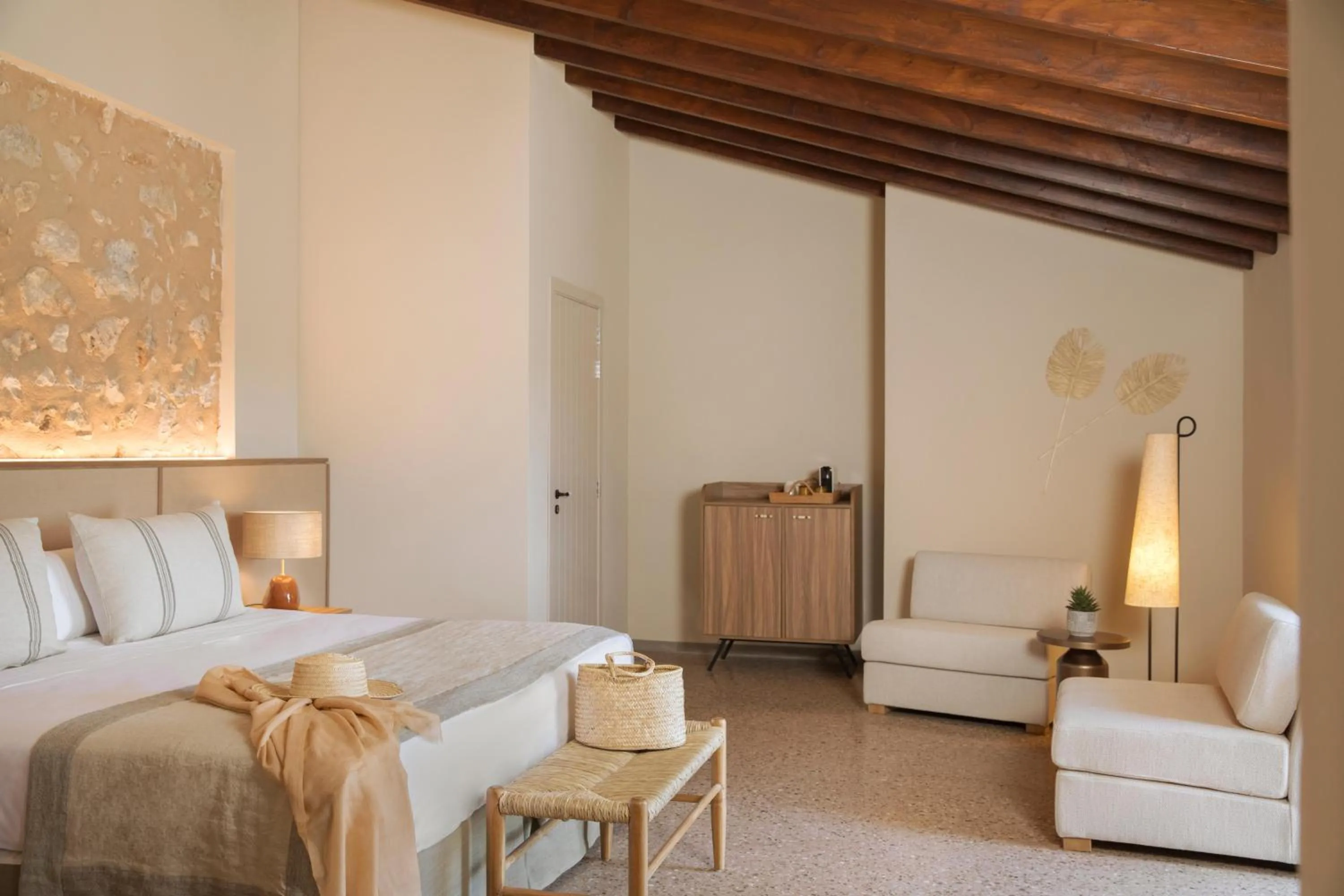 Photo of the whole room, Bed in Son Sabater by Zafiro