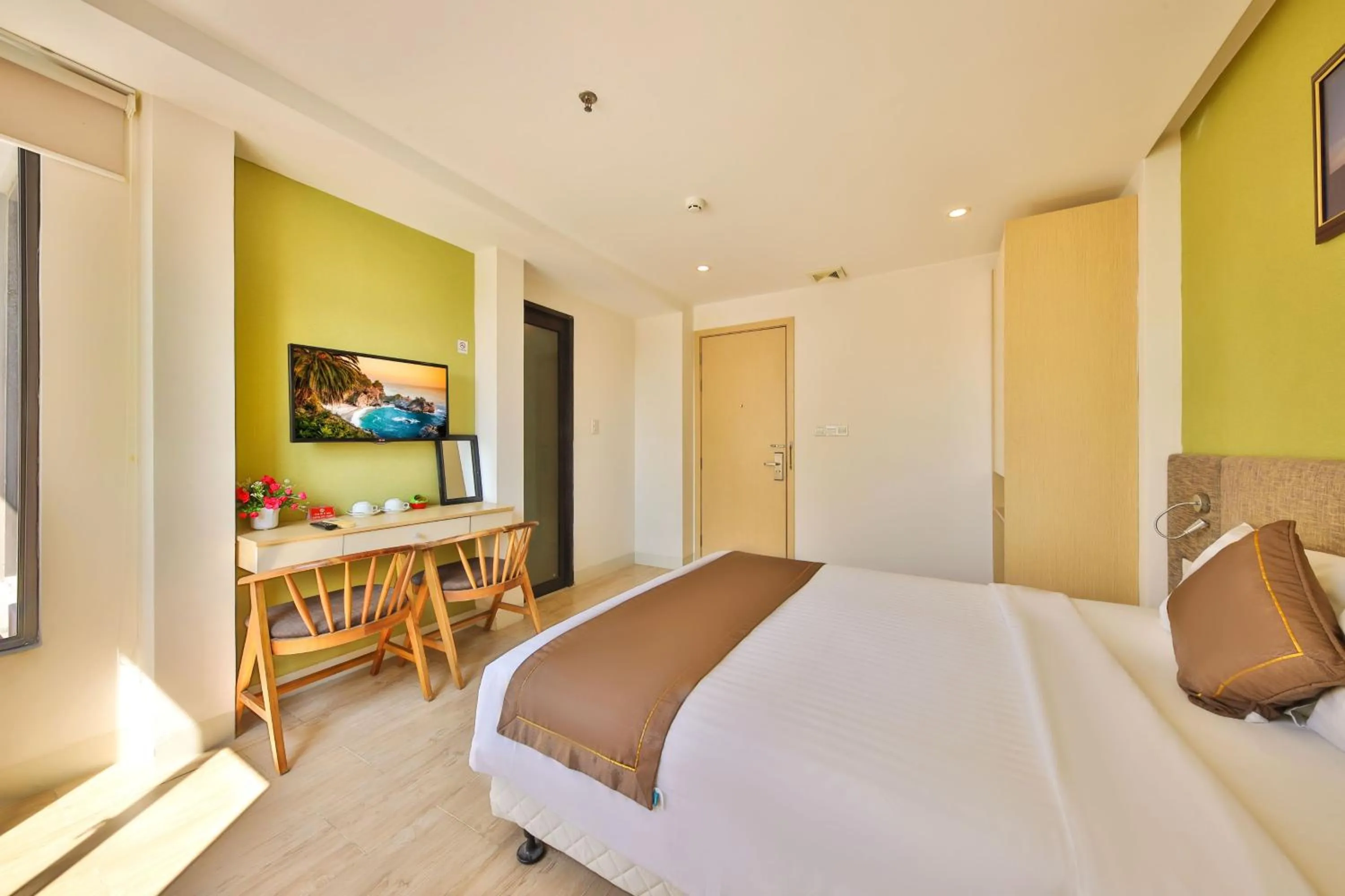 Bed in Daisy Flower Nha Trang