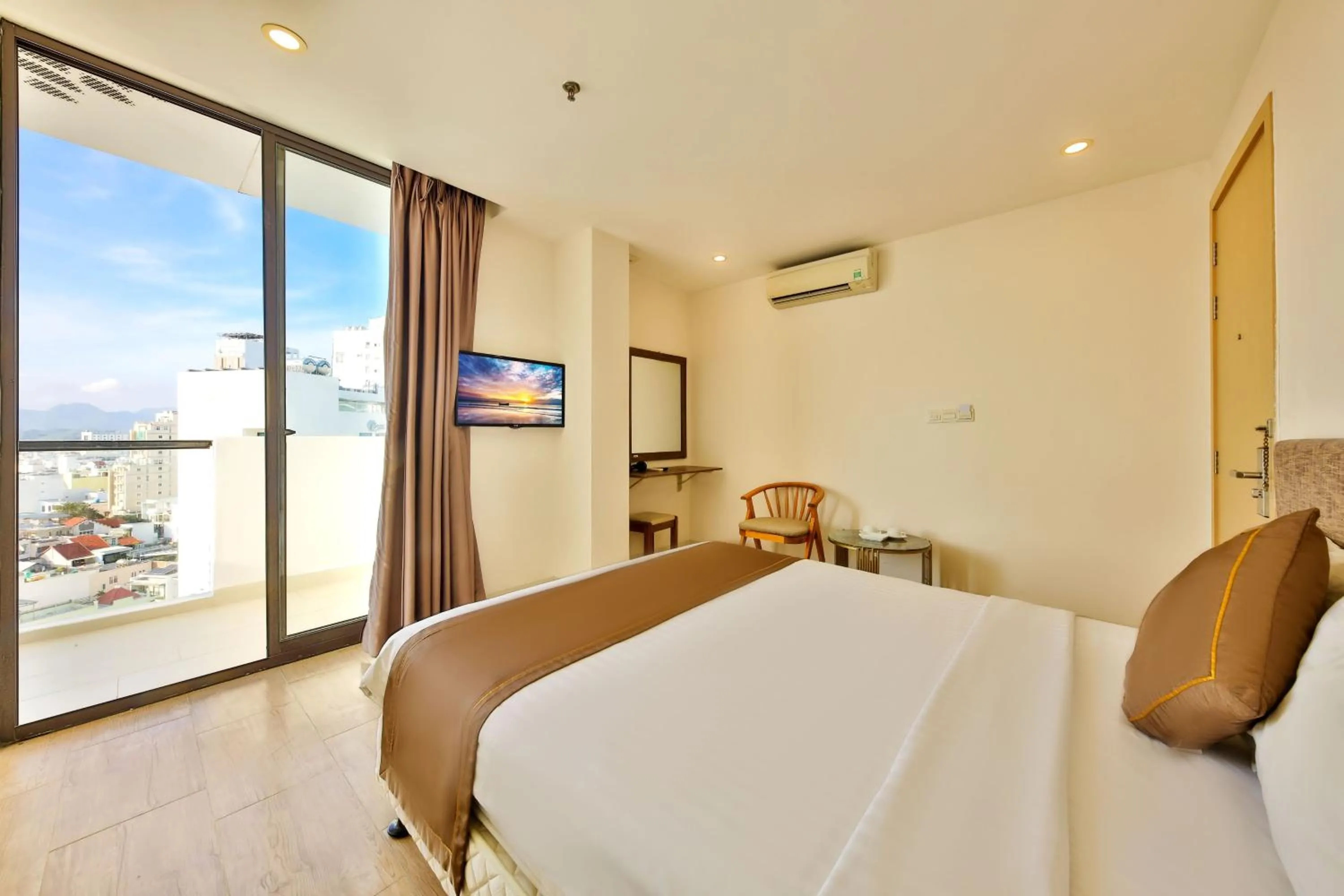 Bed in Daisy Flower Nha Trang