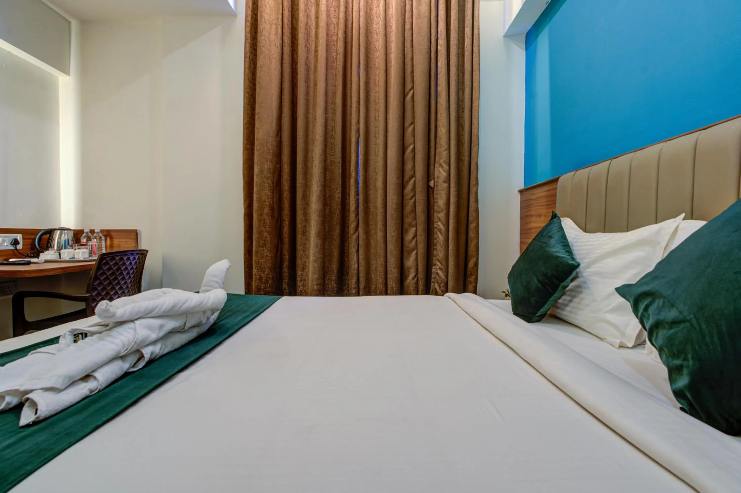Bed in Silverkey Hotel Yelahanka