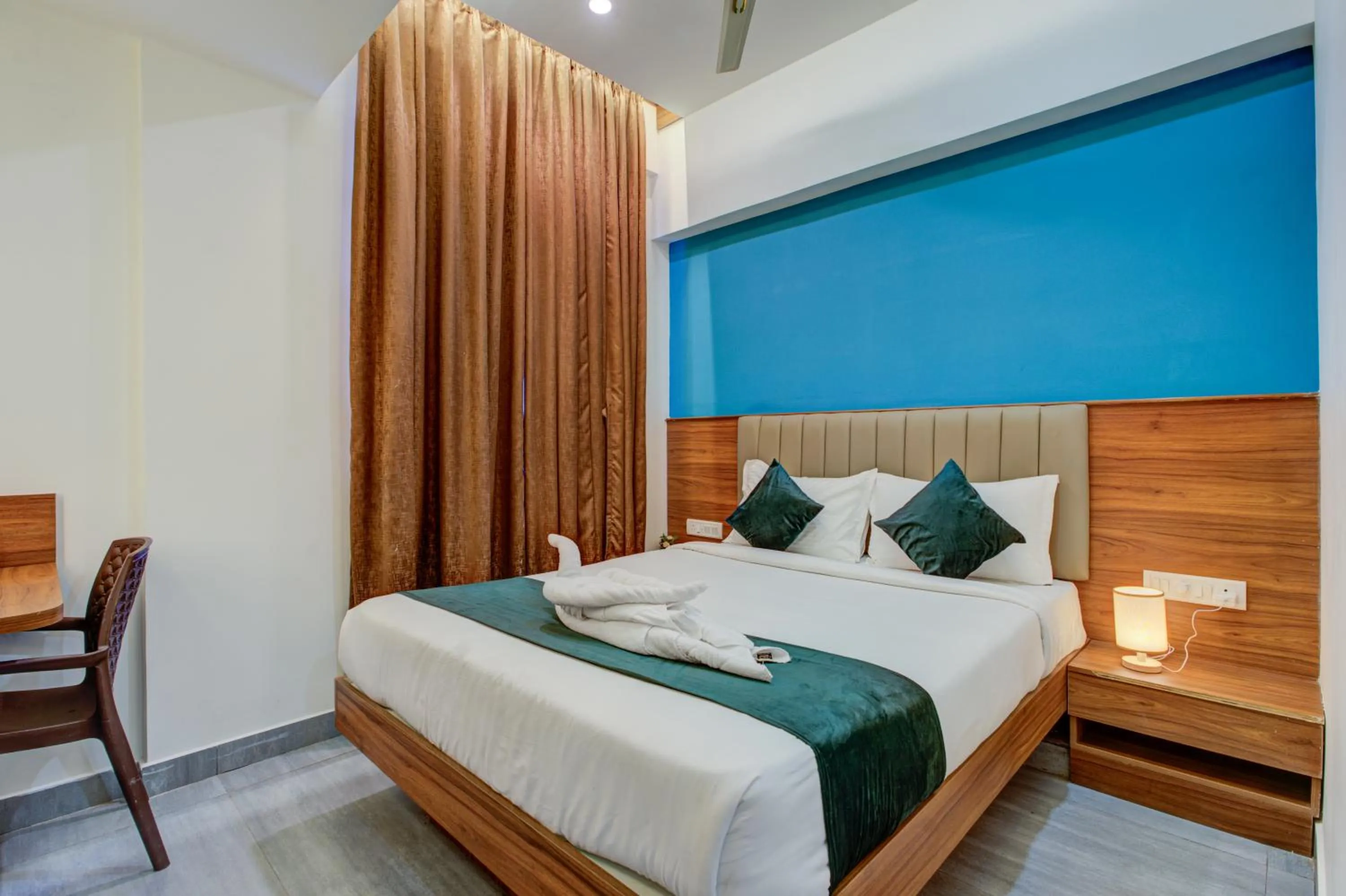 Bed in Silverkey Hotel Yelahanka
