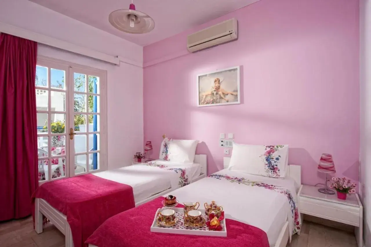 One Bedroom Quadruple Apartment in Galini Studios and Apartments One Bedroom Quadruple Apartment in Galini Studios and Apartments