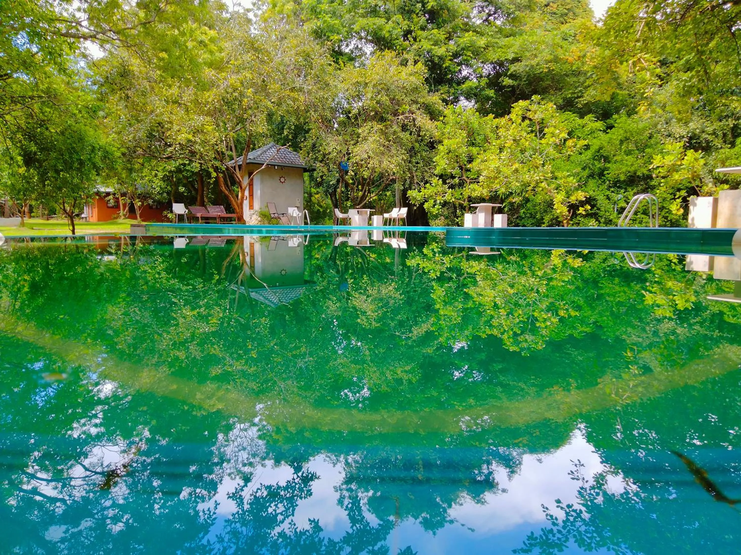 Nil Diya Mankada Safari Lodge