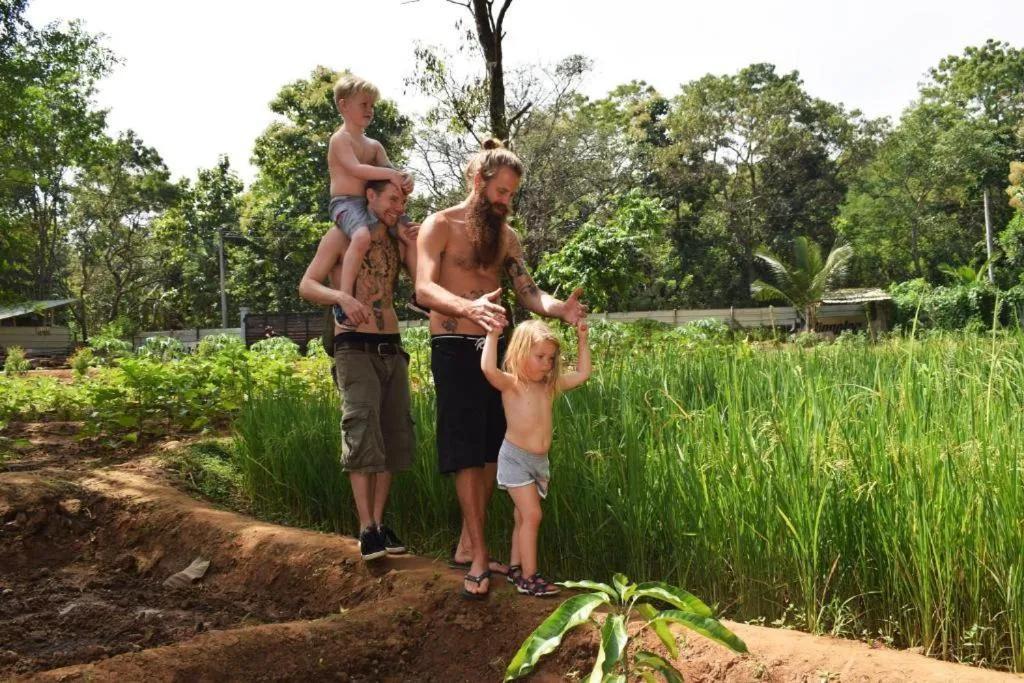 Nil Diya Mankada Safari Lodge